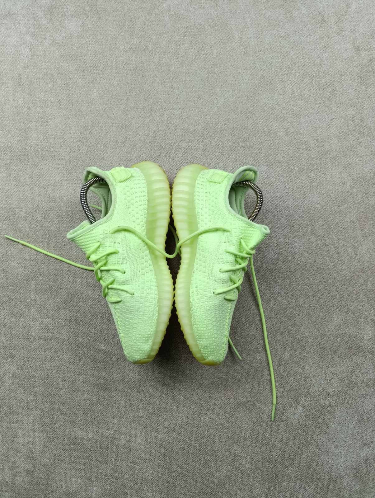 Adidas × Kanye West ADIDAS YEEZY BOOST 350 V2 GLOW EG5293 Size US 7.5 / EU 40-41 - 5 Thumbnail