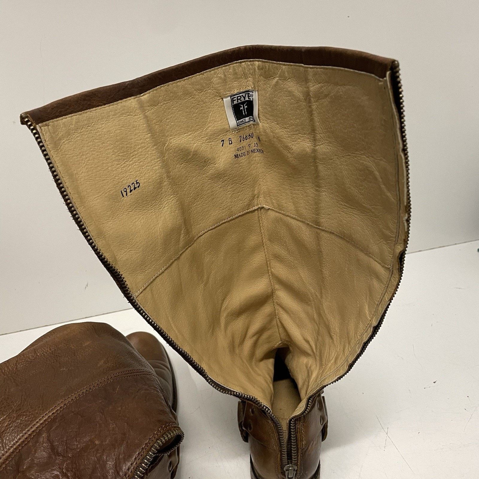 Frye Frye Phillip Riding Boots Sz 7 Soft Vintage Leather Harness Size US 7 / IT 37 - 11 Thumbnail
