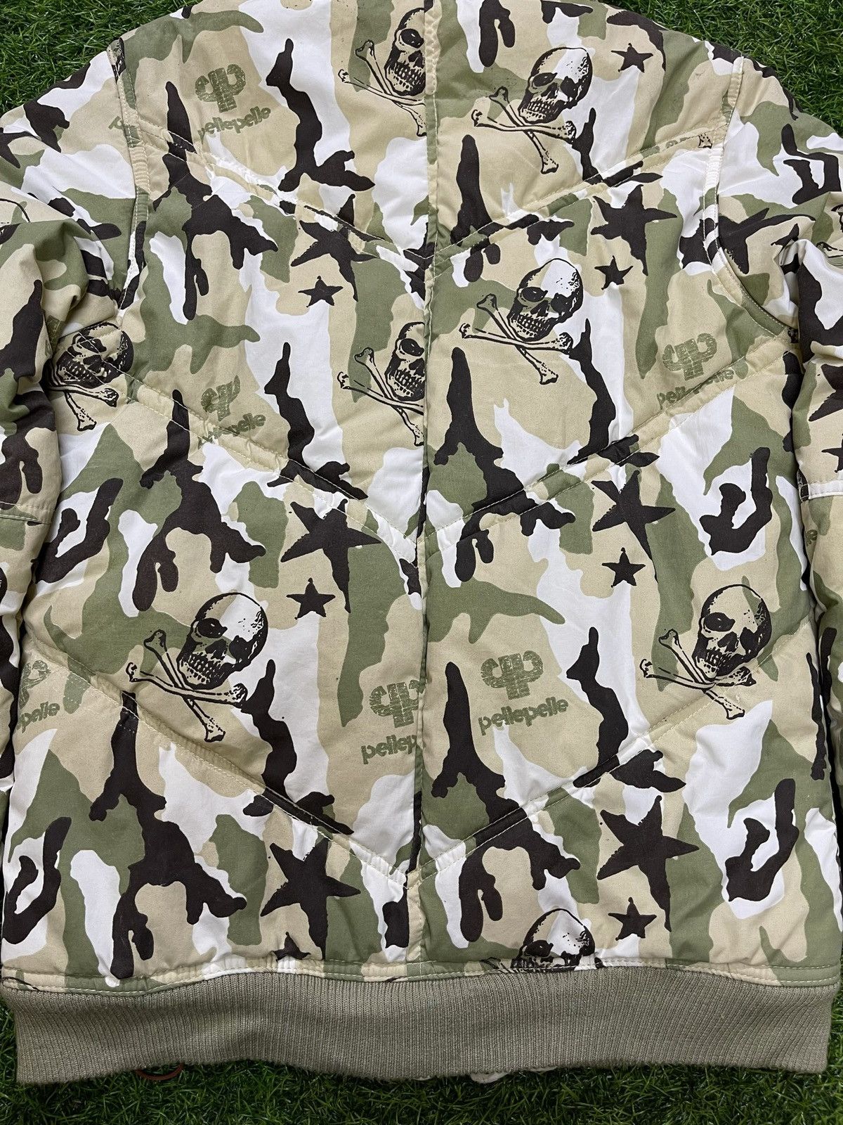 Japanese Brand × Pelle Pelle PELLE PELLE LIMITED EDITION CAMOUFLAGE PUFFER JACKET Size US L / EU 52-54 / 3 - 6 Thumbnail