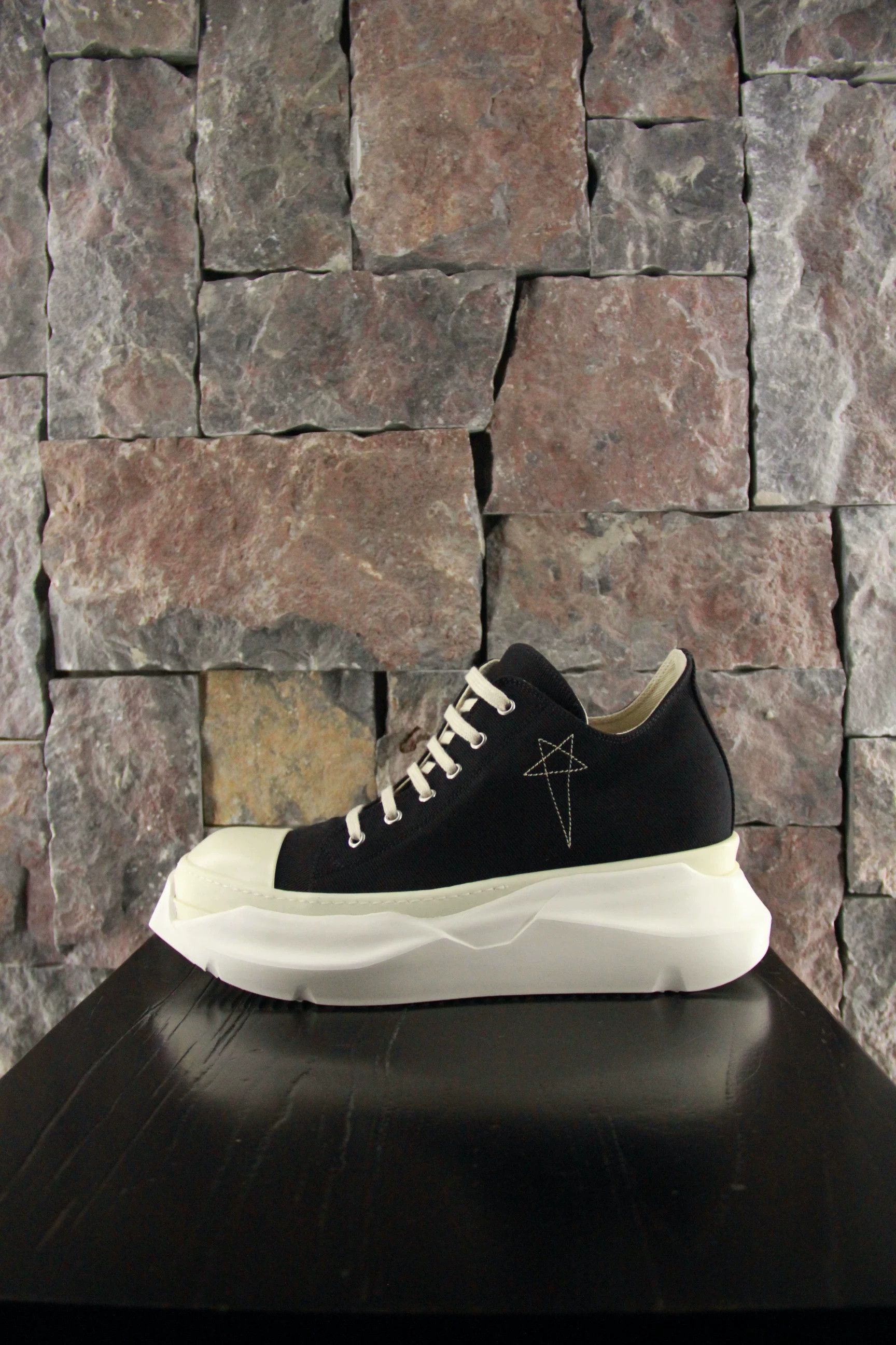 Rick Owens Rick Owens White Sneakers Men 7 Size US 7 / EU 40 - 1 Thumbnail