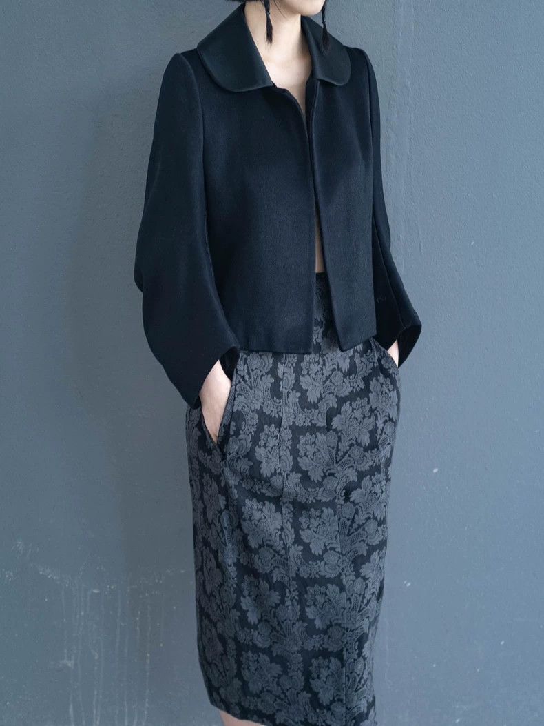 Comme des Garcons Comme Des Garcons size S Overskirt, a black flower with da Size 23" - 3 Thumbnail
