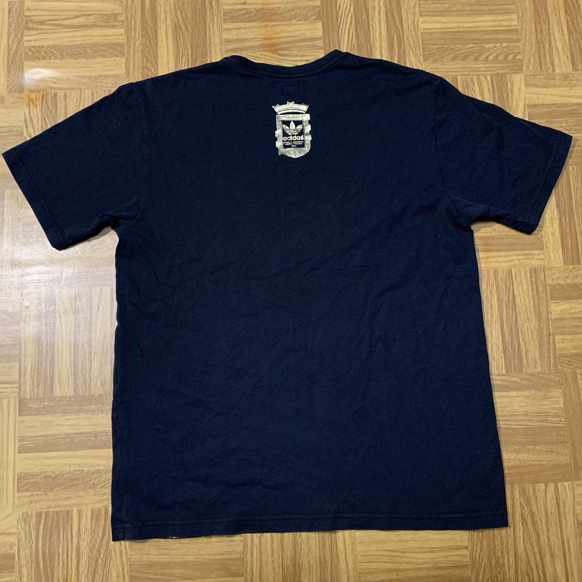 Adidas × Vintage Rare Vintage Adidas Black Gold T Shirt Y2K Size XL Size US XL / EU 56 / 4 - 3 Thumbnail