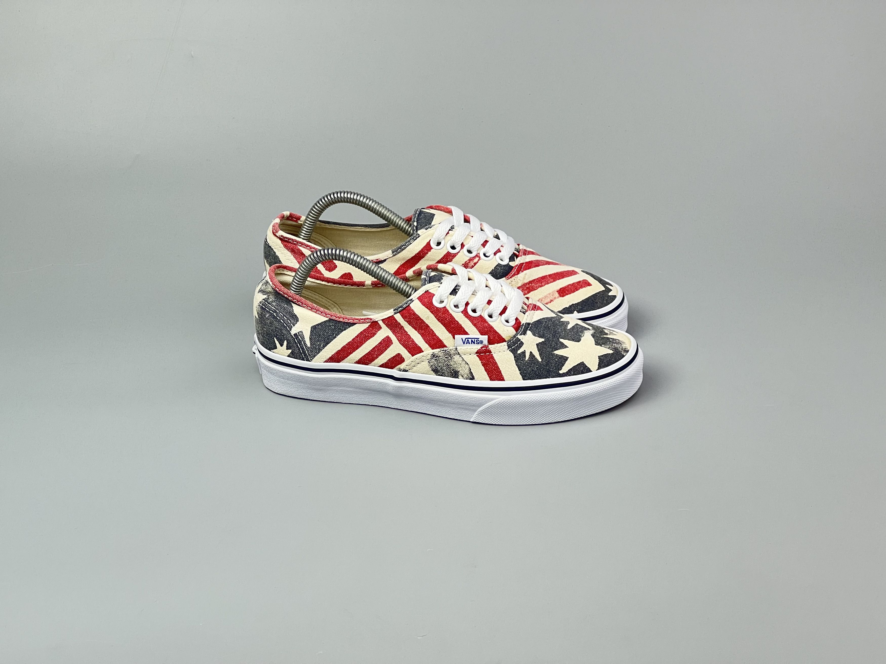Vans Vans Era Van Doren Retro Flag Sneakers Size US 8.5 Size US 8.5 / IT 38.5 - 2 Thumbnail