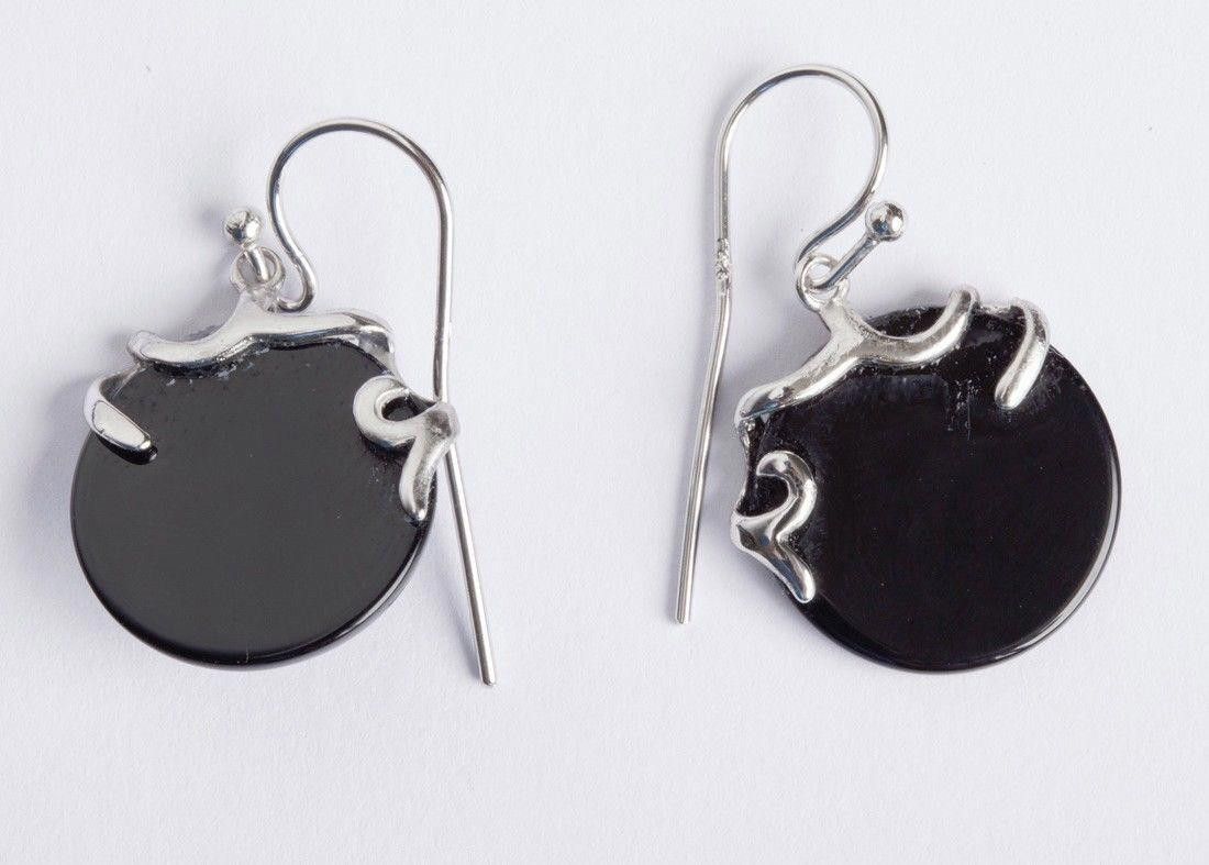 Designer Sterling Silver Oval Black Onyx Disc Earrings Size ONE SIZE - 1 Thumbnail