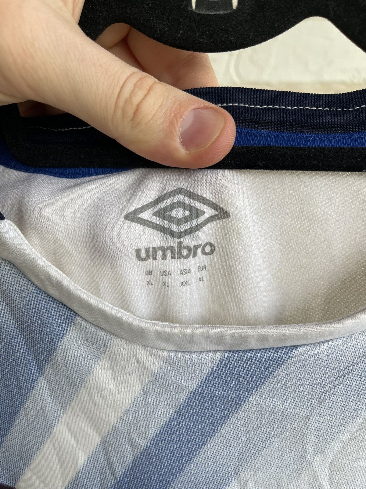 Umbro Umbro Everton Jersey XL Size US XL / EU 56 / 4 - 11 Thumbnail