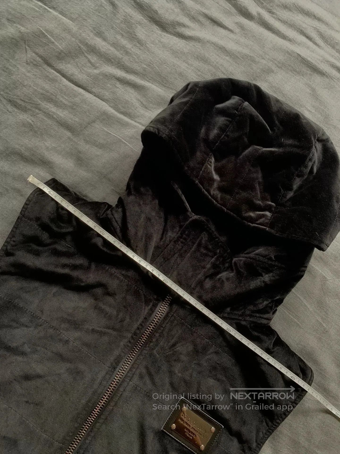 Dolce & Gabbana Dolce & Gabbana Velvet Hooded Vest. Size US M / EU 48-50 / 2 - 7 Thumbnail