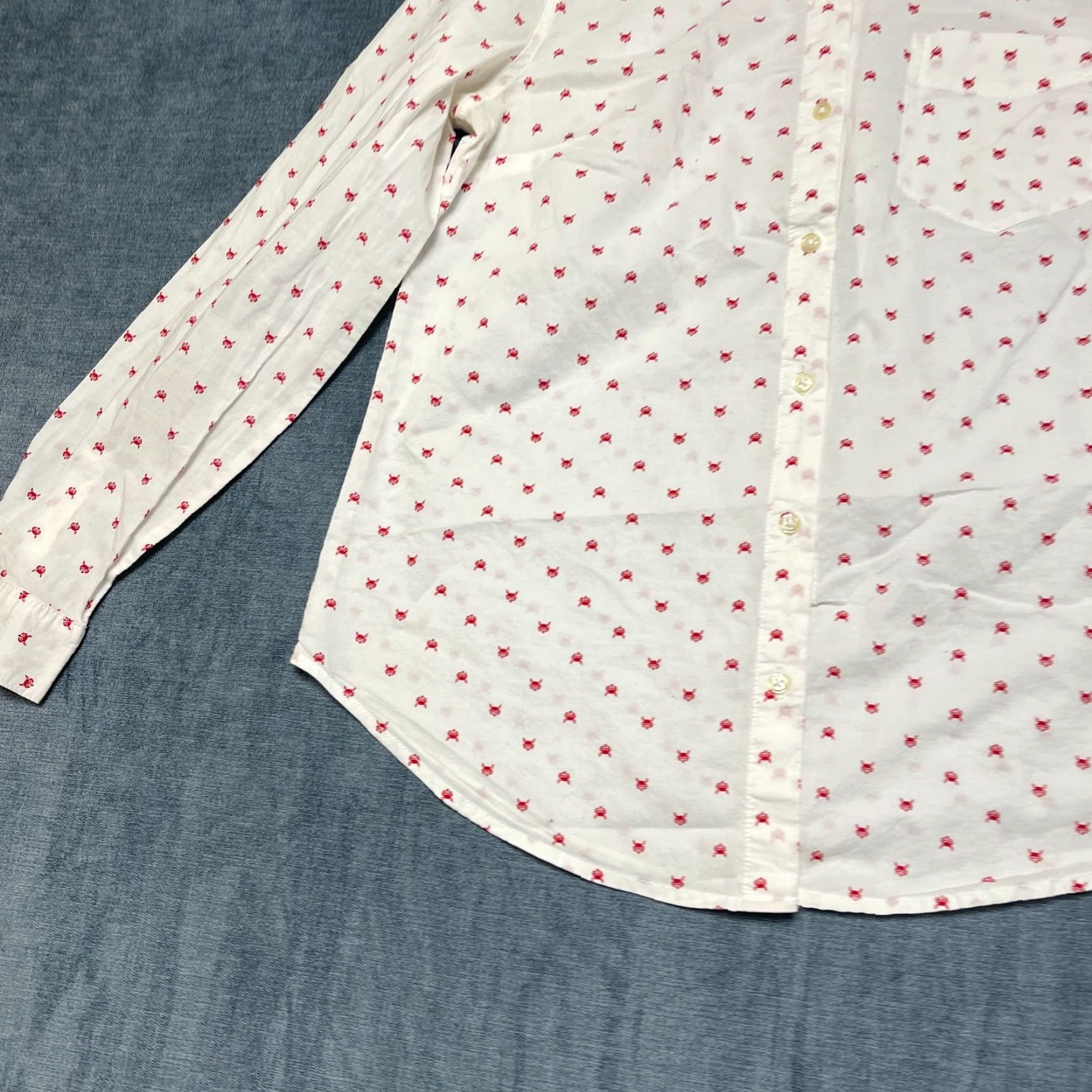 Gap Gap Shirt Womens Small White All Over Wolf Print Cotton Classic Fit Button Up Size S / US 4 / IT 40 - 3 Thumbnail