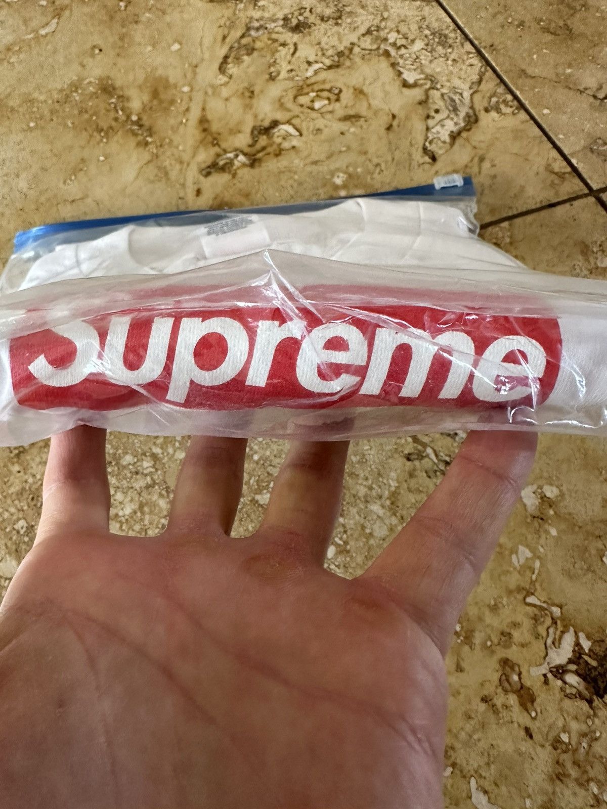 Supreme Supreme Classic F&F Box Logo Size US XL / EU 56 / 4 - 4 Thumbnail