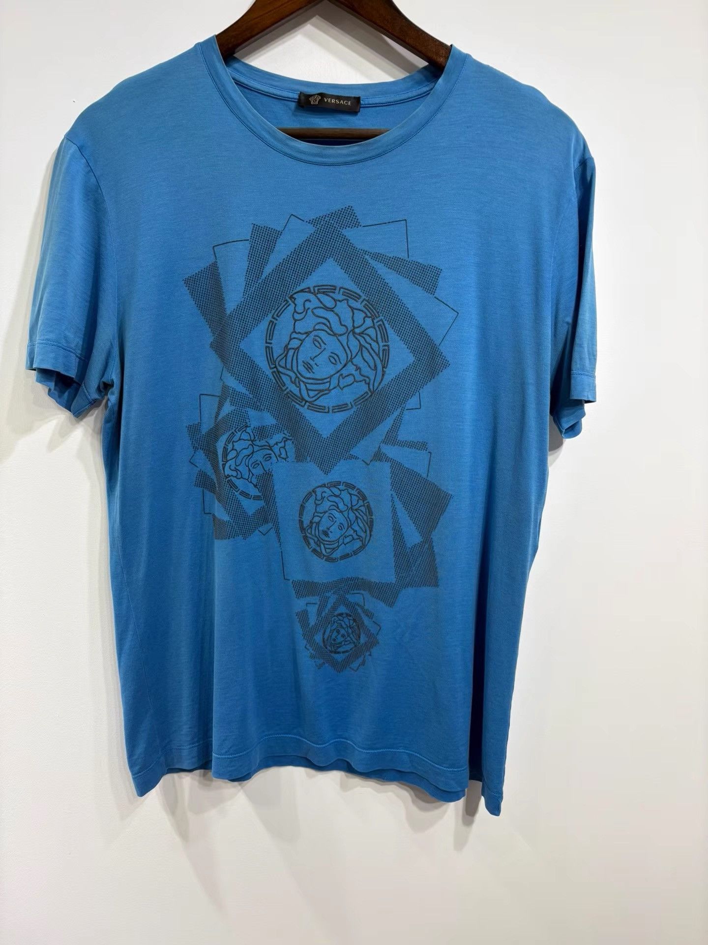 Versace Versace Medusa Head Blue Short Sleeve T-shirt K29 Size US M / EU 48-50 / 2 - 1 Thumbnail