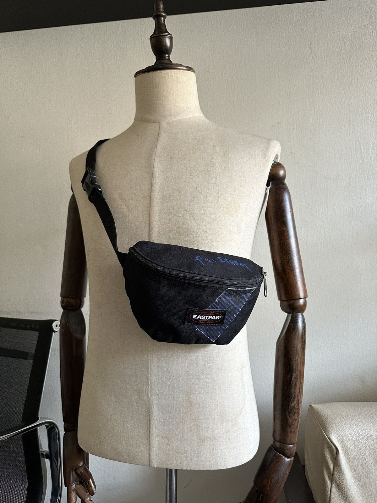 Facetasm 2019 Eastpak x Facetasm Tape Detailing Waist Bag Size ONE SIZE - 8 Thumbnail