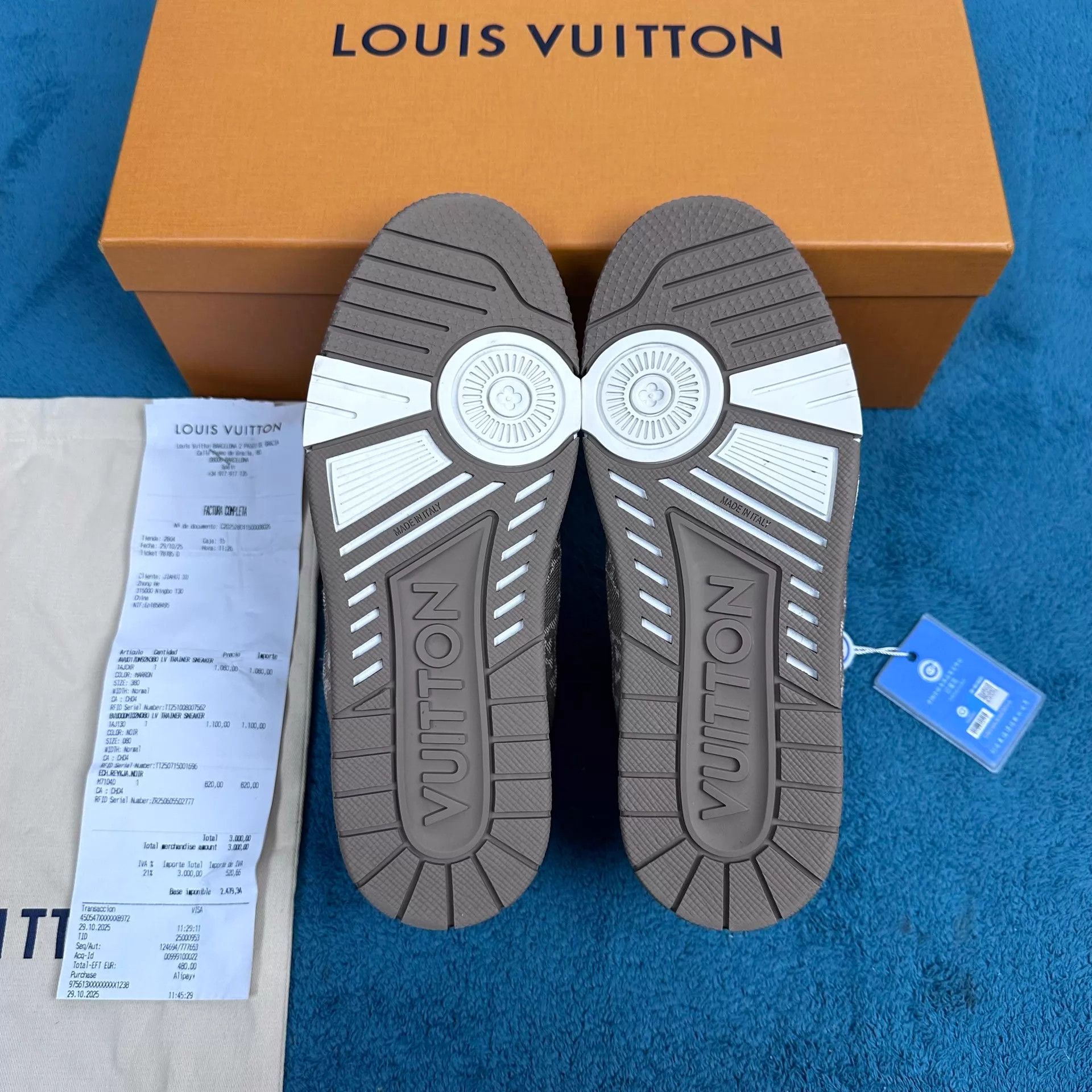 Louis Vuitton LV Trainer 26 Leather Low Top Sneaker Tan 38 Size US 7.5 / IT 37.5 - 5 Thumbnail