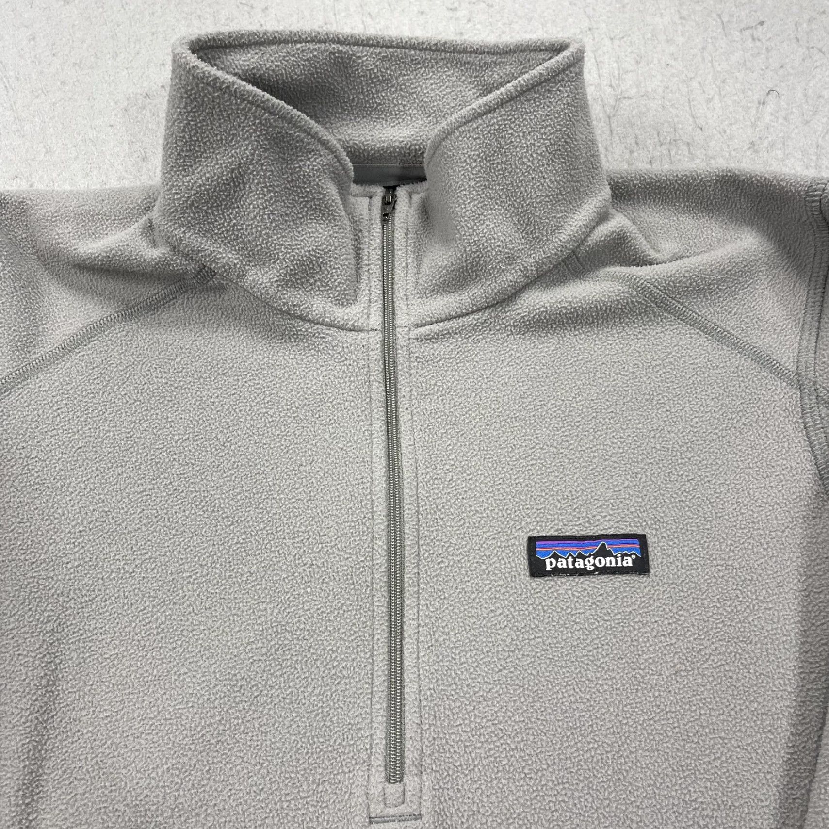 Patagonia Patagonia Jacket Womens L Gray Micro D Fleece Lightweight Pullover 1/4 Zip Size L / US 10 / IT 46 - 2 Thumbnail