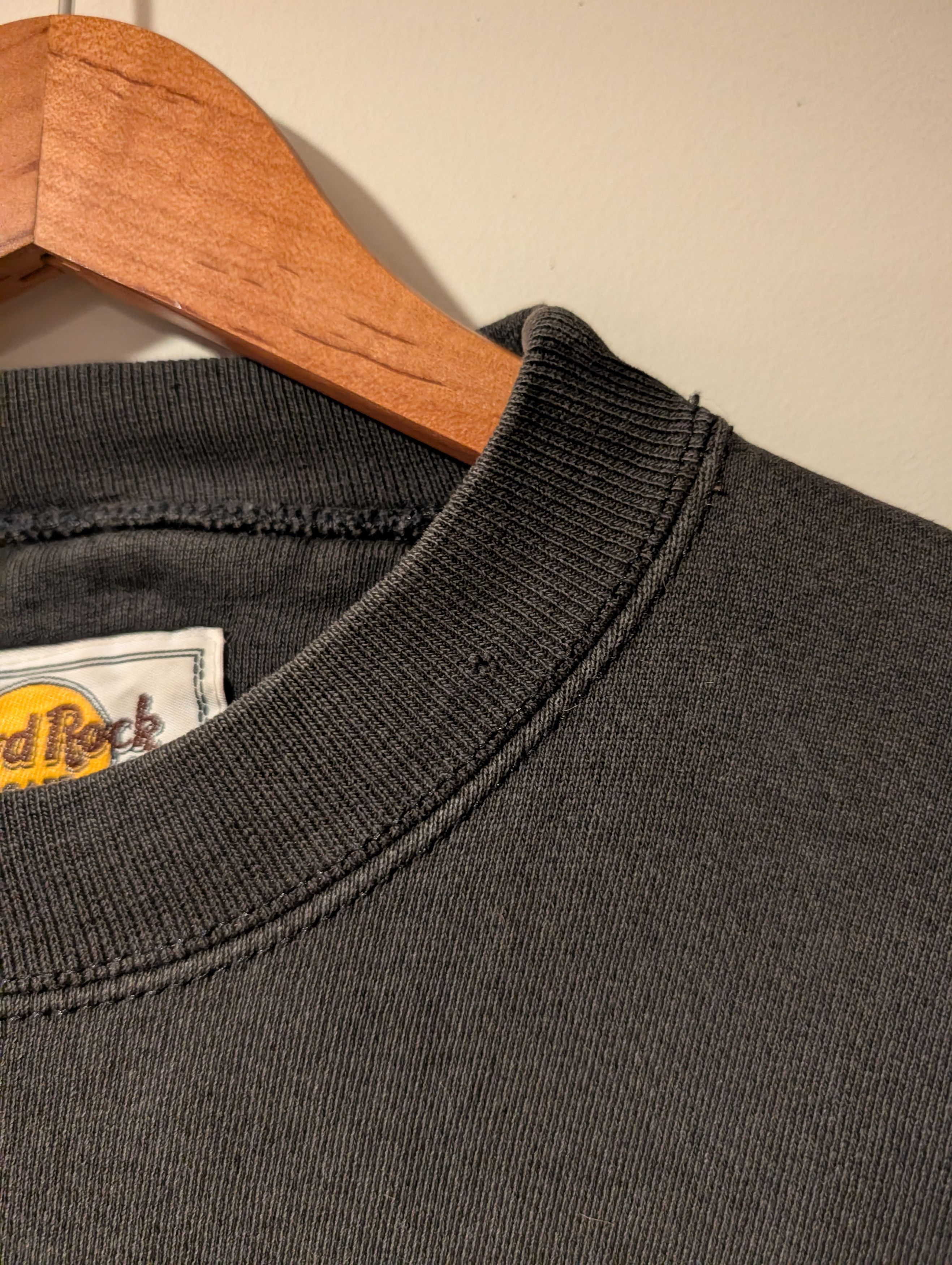 Hard Rock Cafe Vintage Hard Rock Cafe Nashville Save The Planet Sweatshirt Size US XL / EU 56 / 4 - 4 Thumbnail