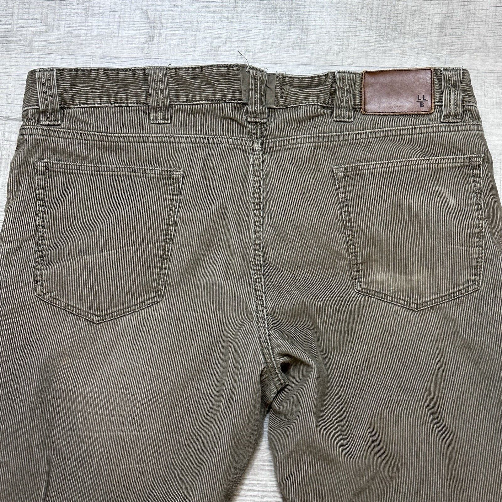 L.L. Bean L.L. Bean Signature Men's Slim Straight Corduroy Pants 38x32 Size US 38 / EU 54 - 7 Thumbnail