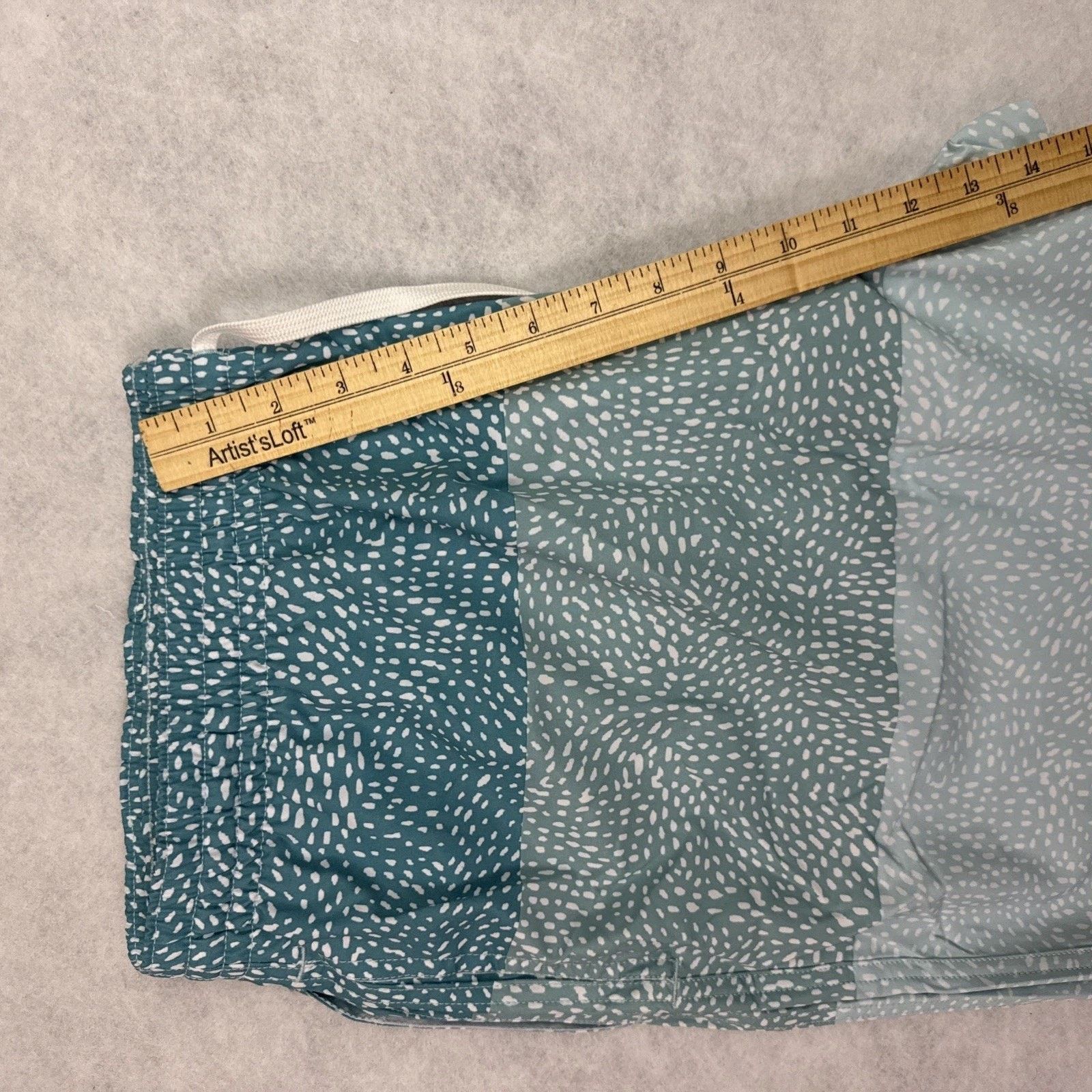 Chubbies Chubbies The Whale Sharks Swim Trunks Mens XXL Blue 7" NWT Size US 38 / EU 54 - 6 Thumbnail