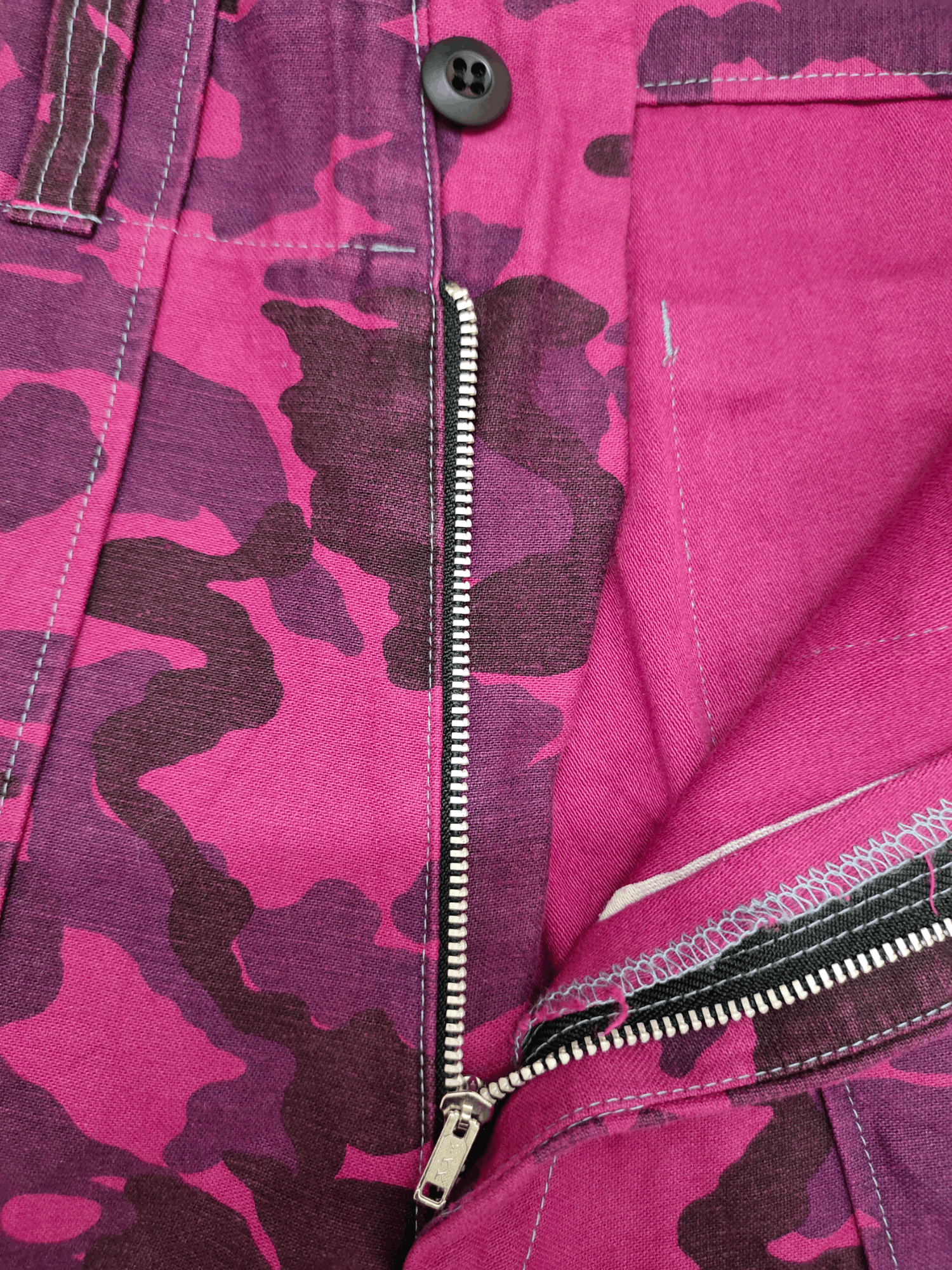 If Six Was Nine Japanese Brand 1409 Bondage Zipper Camo Fatigue Cropped Size US 29 - 9 Thumbnail