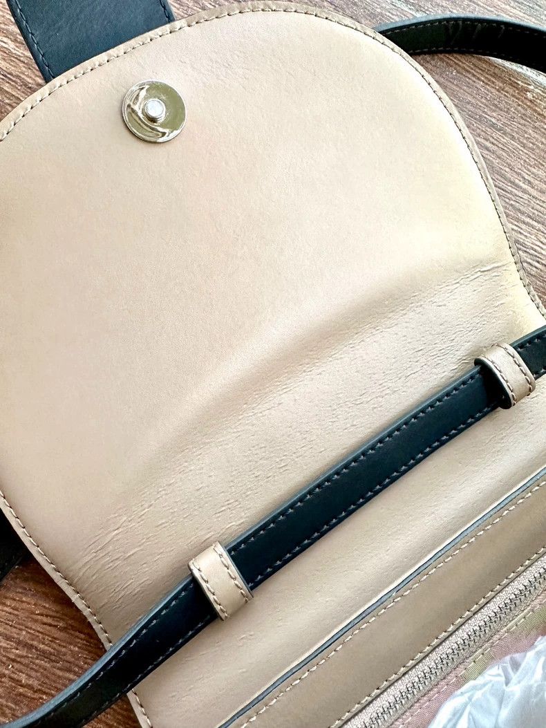 Vivienne Westwood Vivienne Westwood size os A saddle bag Size ONE SIZE - 9 Thumbnail