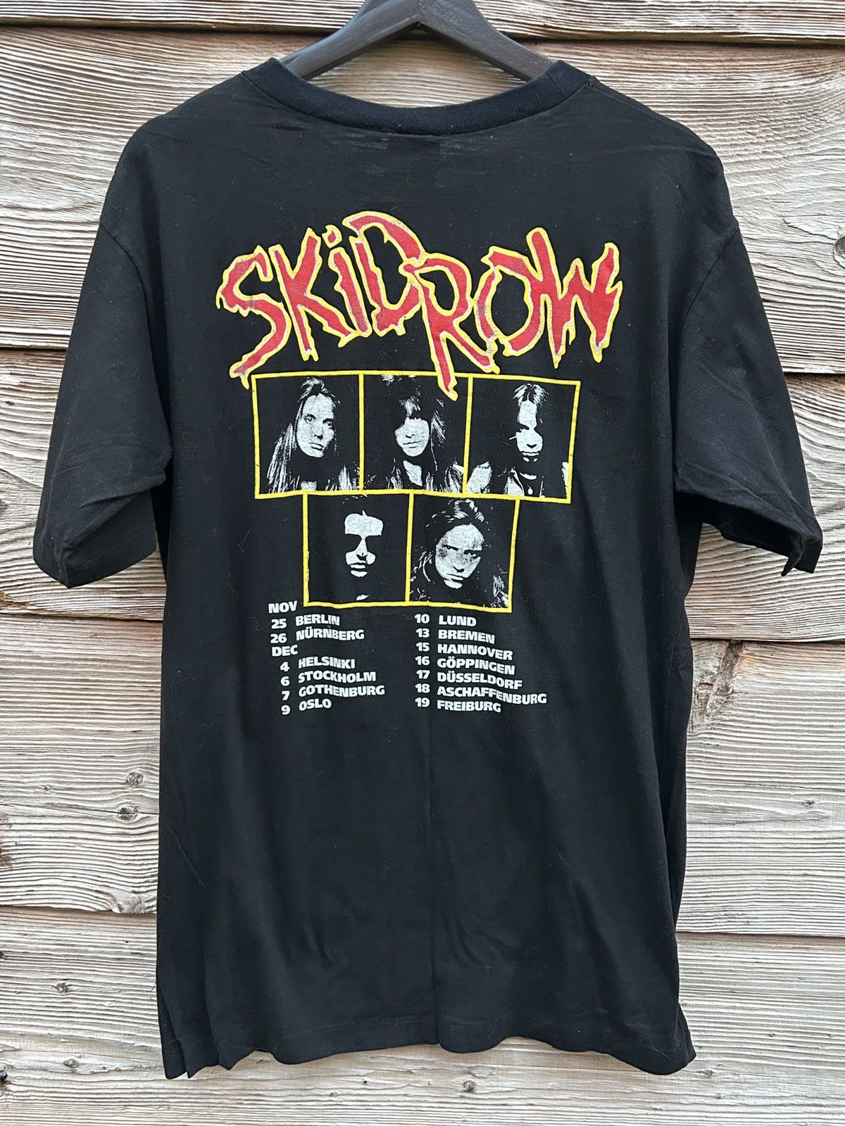 Band Tees 90s Vintage Skid Row 1991 +La Guns Slave To The Grind Tee Size US L / EU 52-54 / 3 - 7 Thumbnail