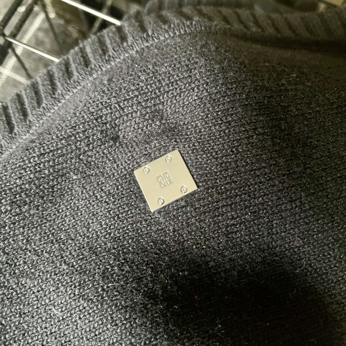 Givenchy Givenchy wool padlock cardigan Size US S / EU 44-46 / 1 - 14 Thumbnail