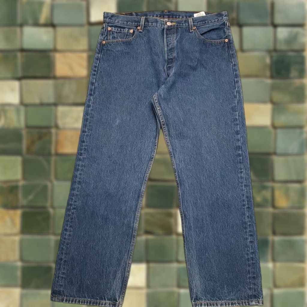 Levi's Levi's Jeans Men 38x32 Blue 505 Denim Regular Fit Straight Leg Cotton Dark Wash Size US 38 / EU 54 - 1 Thumbnail