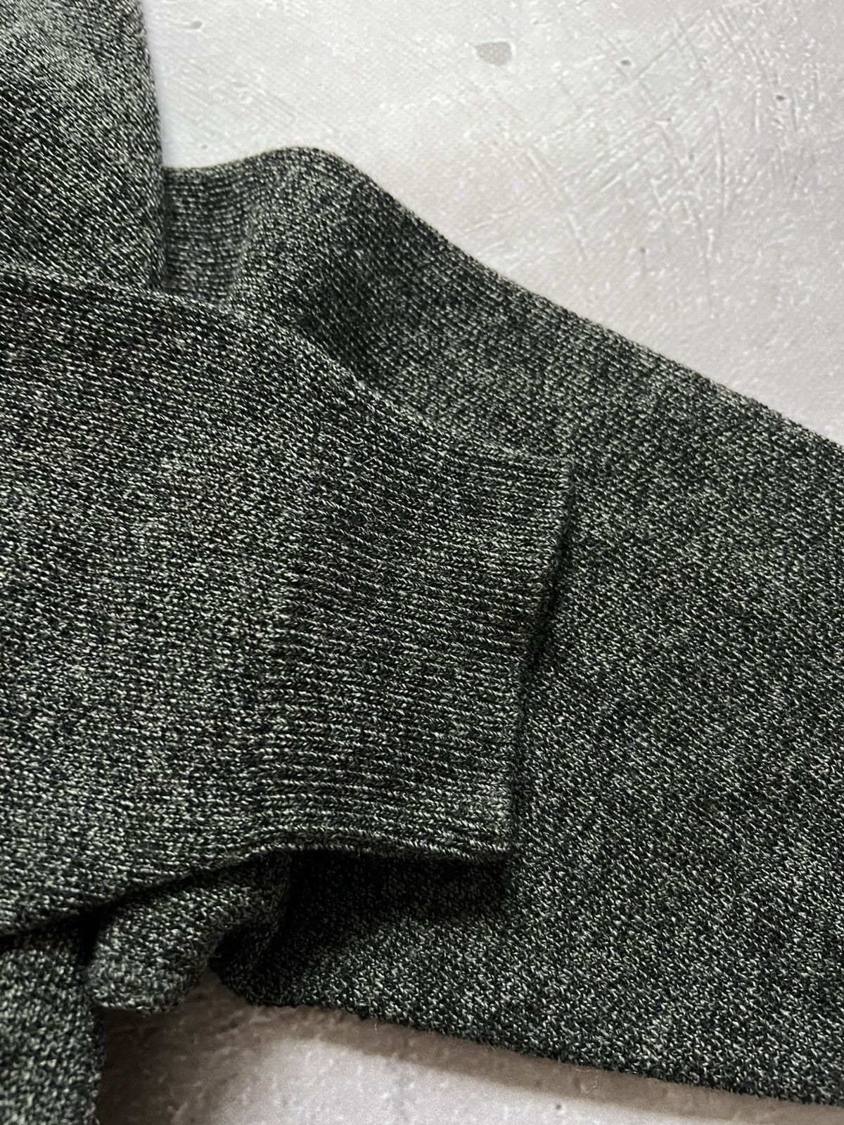 Lacoste Vintage Lacoste 1980s wool and acrylic knit cardigan, size 9 Size US XXL / EU 58 / 5 - 10 Thumbnail
