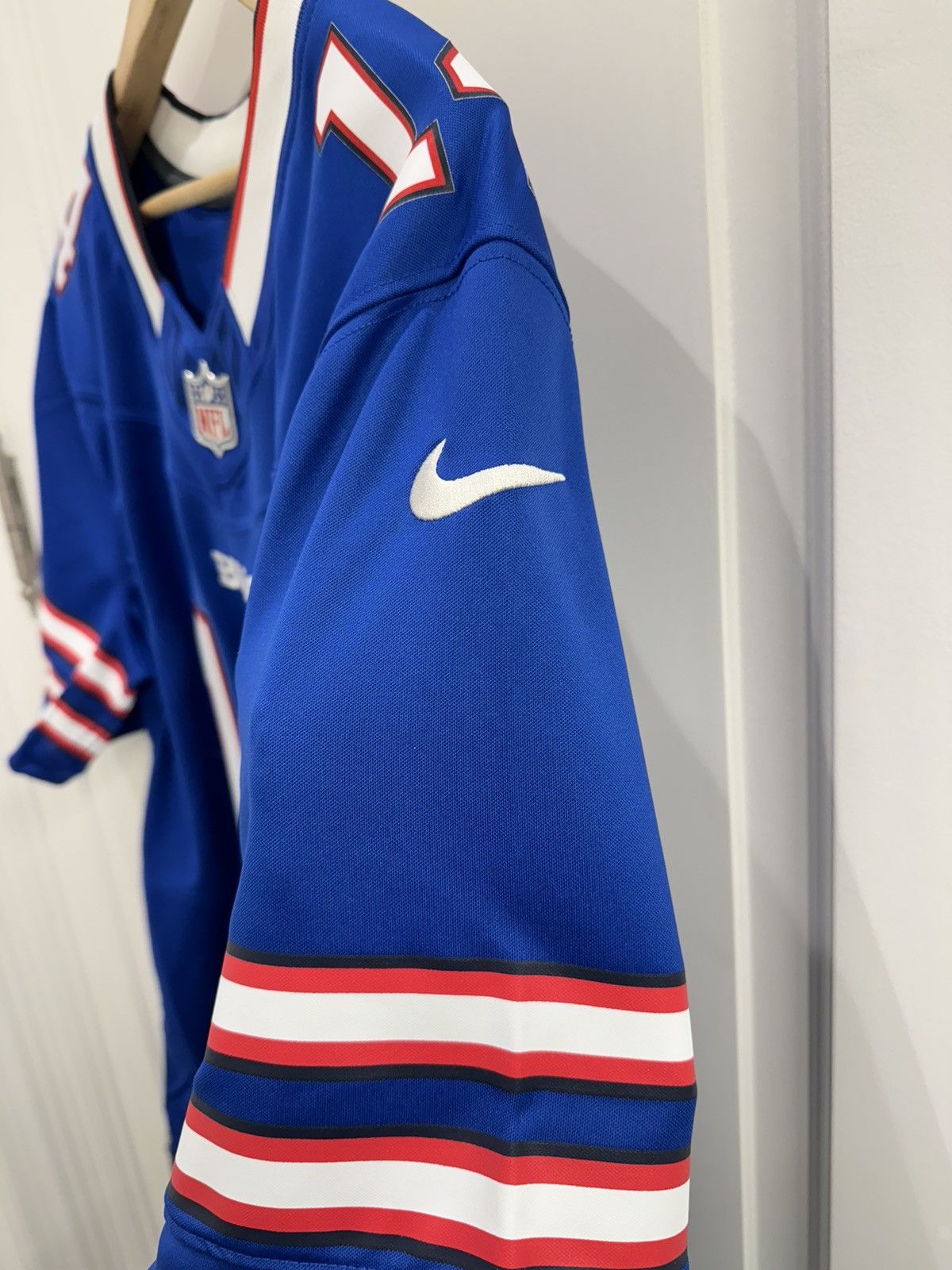 Nike Buffalo Bills x Diggs x Nike x Jersey x BNWT x Medium Size US M / EU 48-50 / 2 - 4 Thumbnail