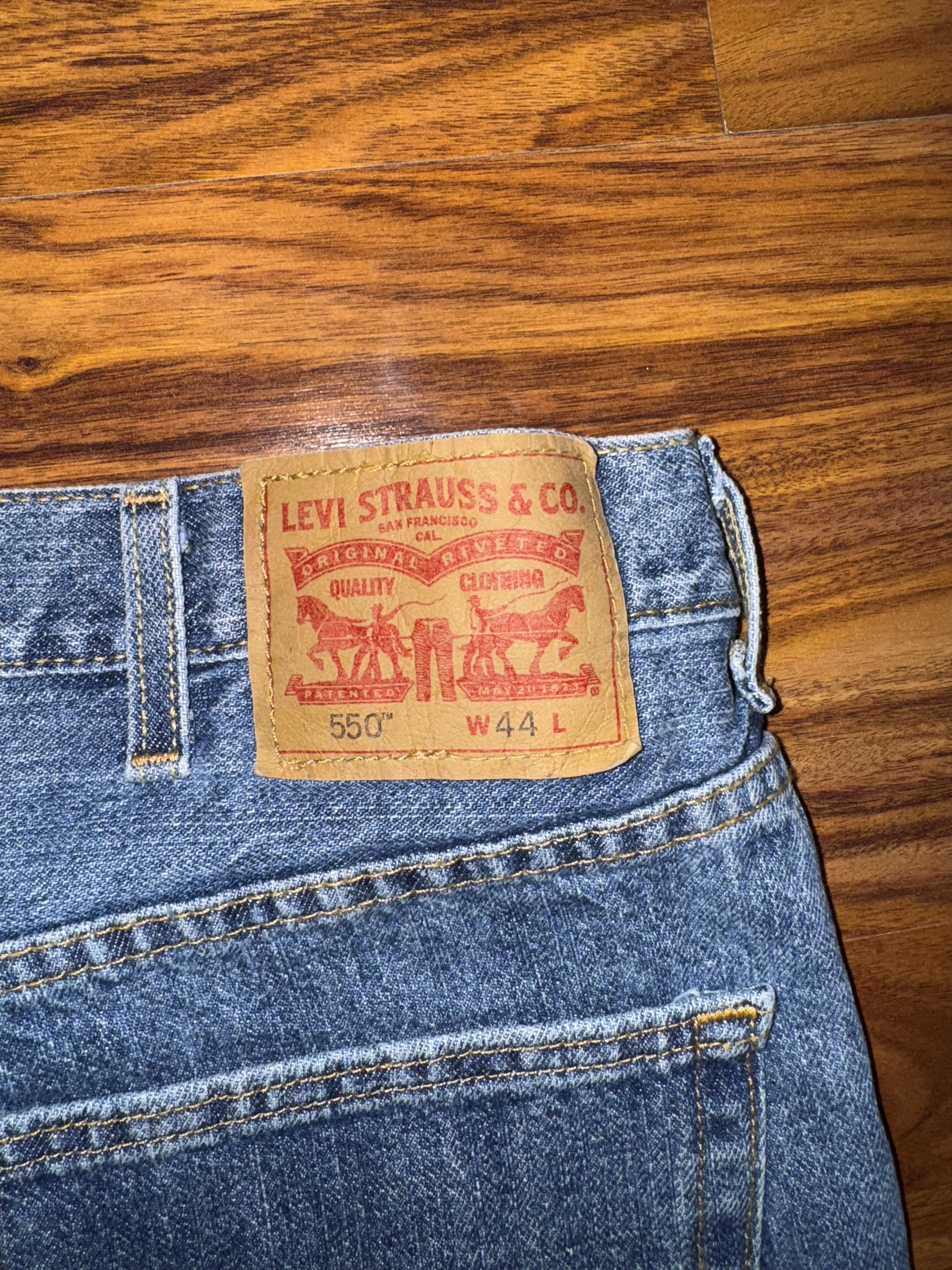 Levi's Vintage Levis Jorts Size US 44 / EU 60 - 3 Thumbnail