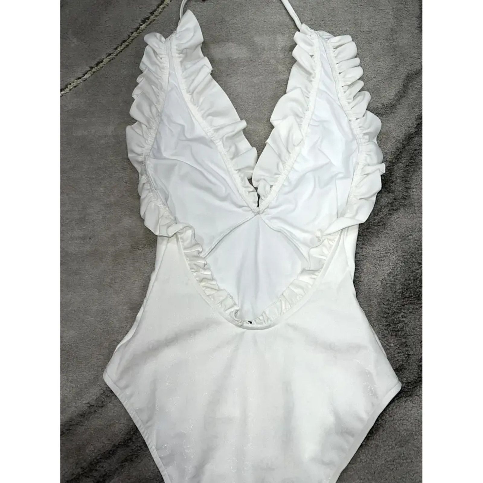 Chanel Chanel 23S Ruffle One Piece Swimsuit Runway Bathingsuit 42 Size M / US 6-8 / IT 42-44 - 8 Thumbnail