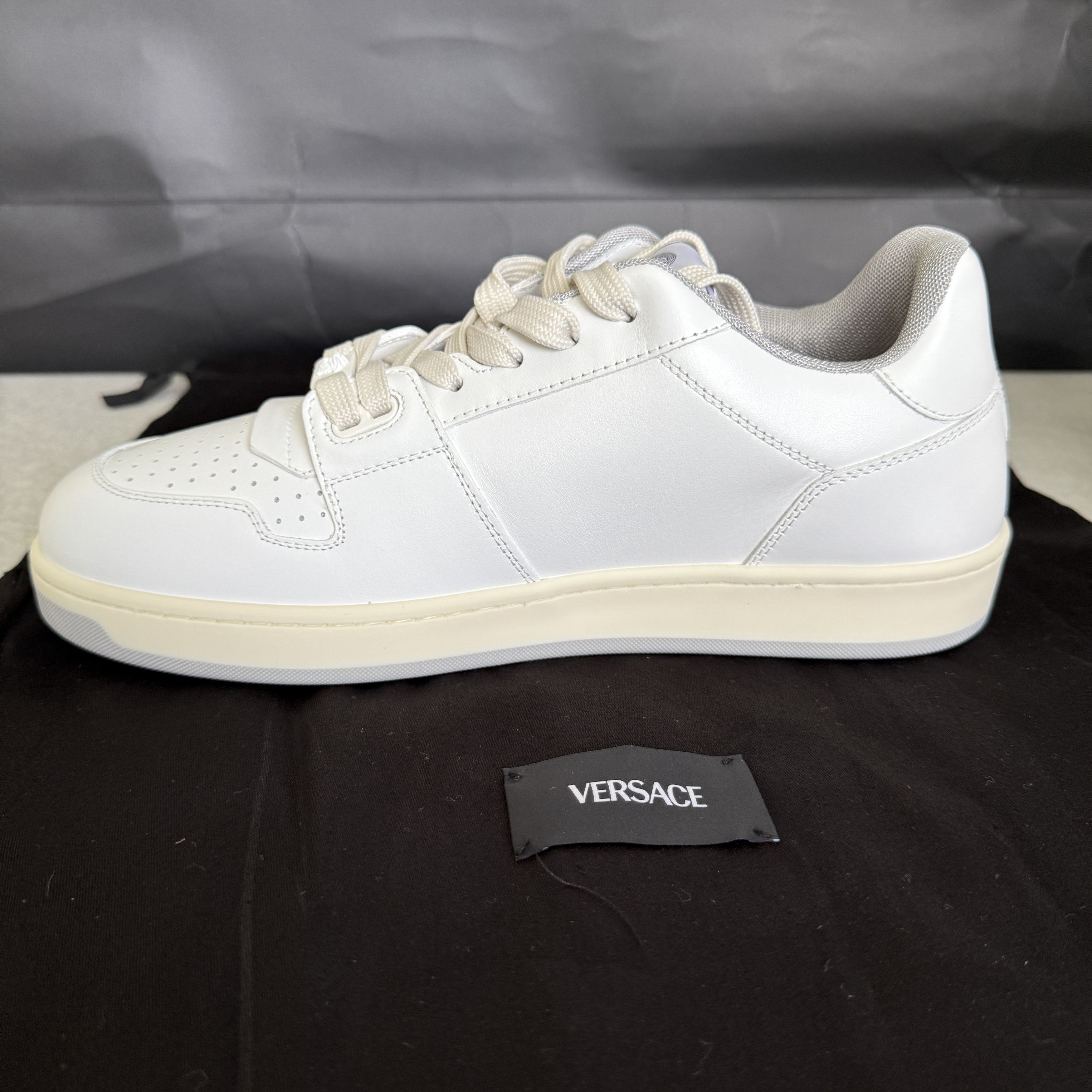 Versace Versace Medusa White Leather Men's Sneaker, 1013377, sz 40 Size US 7 / EU 40 - 5 Thumbnail