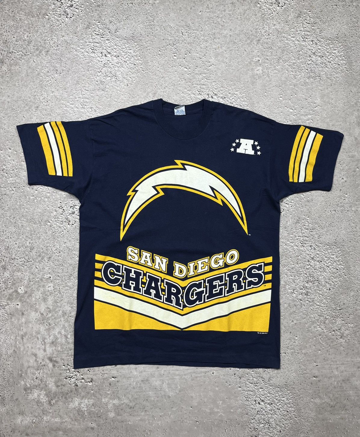 NFL × Vintage Vintage 1995 San Diego Chargers NFL T-Shirt XL USA Made Tee Size US XL / EU 56 / 4 - 1 Thumbnail