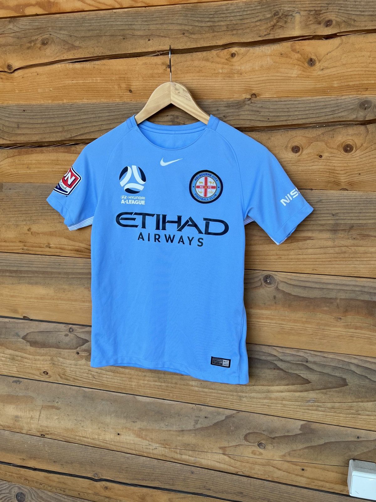 Nike 2016/2017 NIKE MELBOURNE CITY HOME FOOTBALL SHIRT SOCCER Size US S / EU 44-46 / 1 - 1 Thumbnail