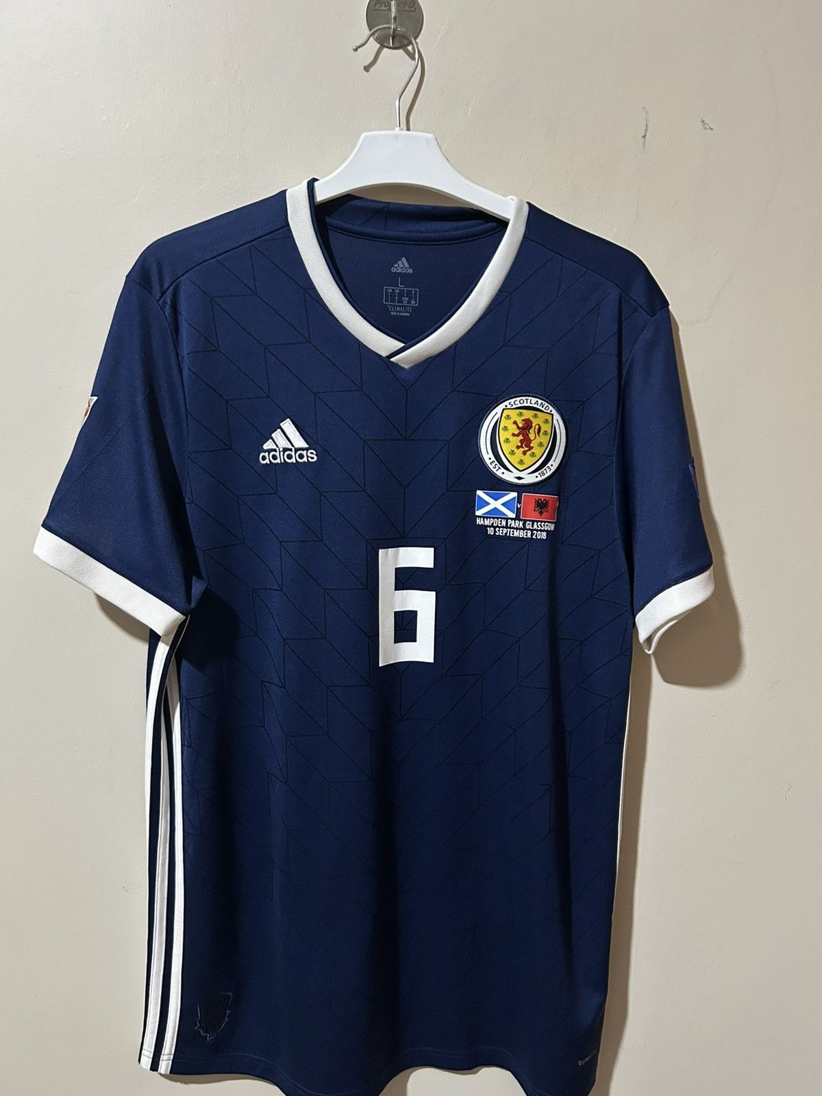 Adidas Jersey Scotland Home 2018 Kieran Tierney Size US L / EU 52-54 / 3 - 1 Thumbnail