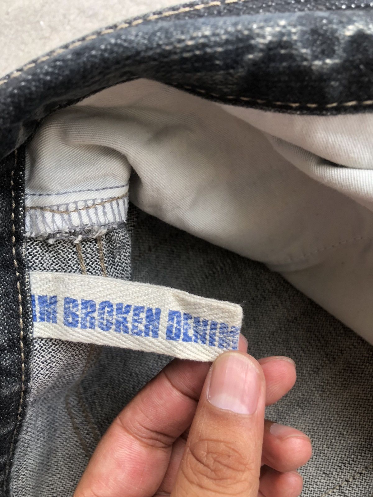 If Six Was Nine Japanese Uniqlo Flared Jeans Distressed Jeans Broken Denim Size US 34 / EU 50 - 14 Thumbnail