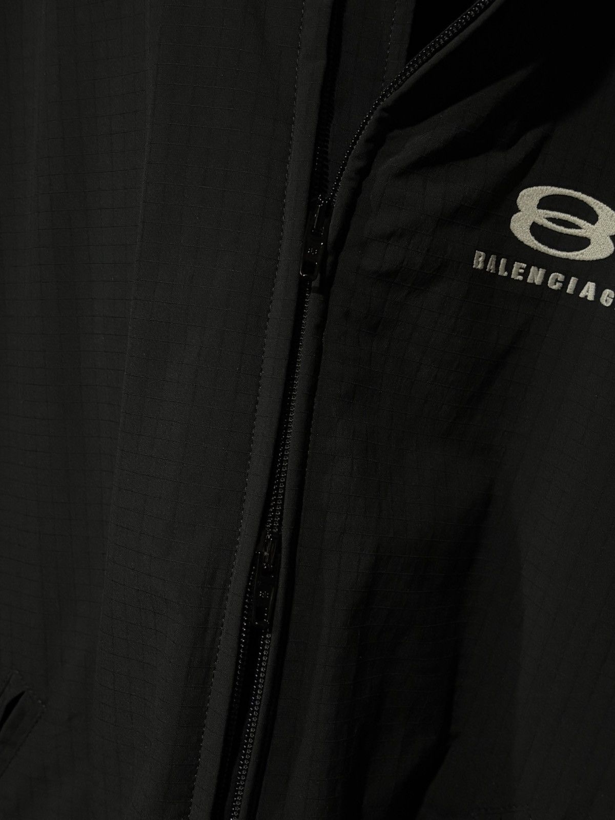 Balenciaga Balenciaga unity bomber/windbreaker Size US XL / EU 56 / 4 - 5 Thumbnail