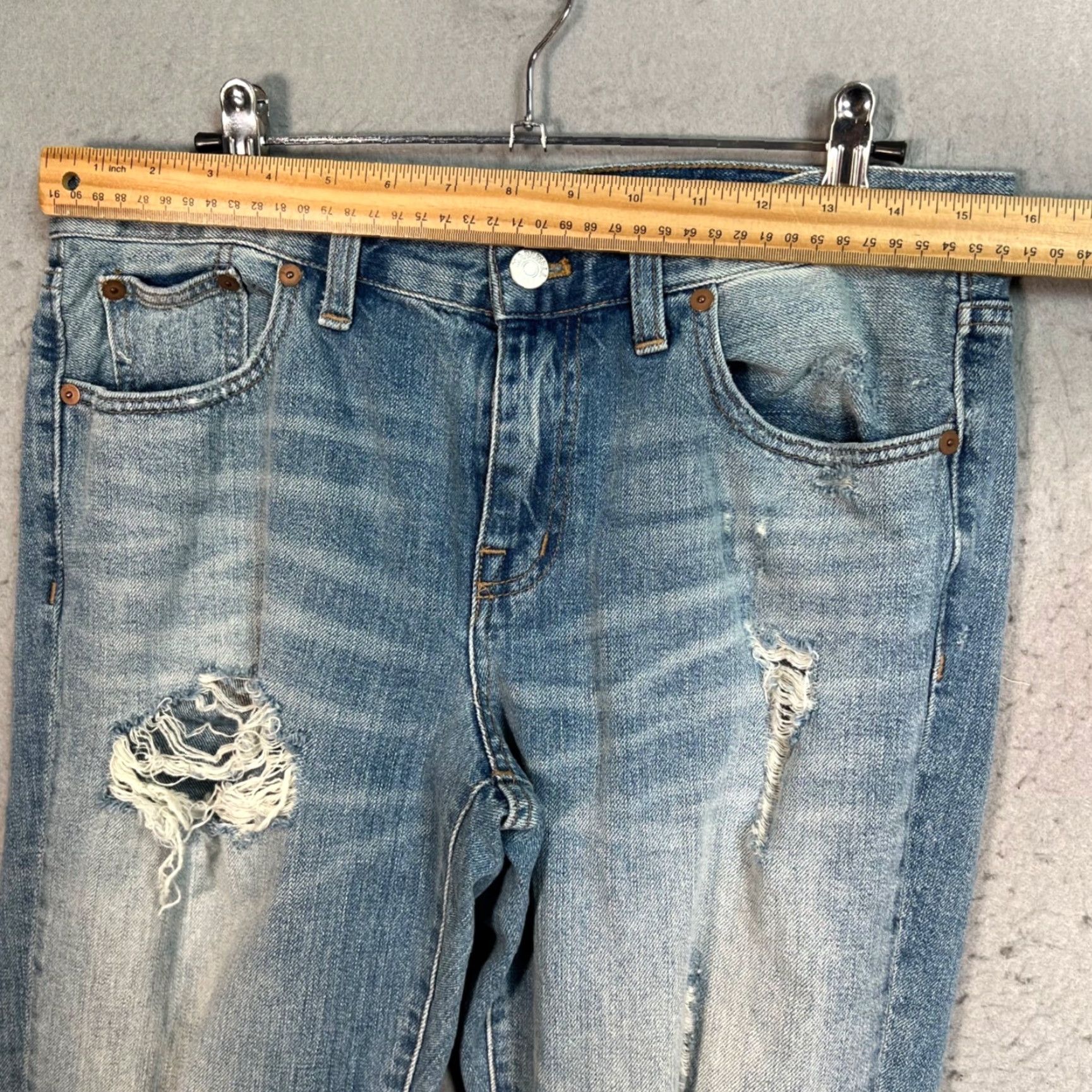 Madewell Madewell Womens Jeans Distressed Light Wash Denim 28 5-Pocket Style Boyfriend 100% Cotton Jeans + 28 in Inseam Adult Womens Blue Size 28" / US 6 / IT 42 - 5 Thumbnail