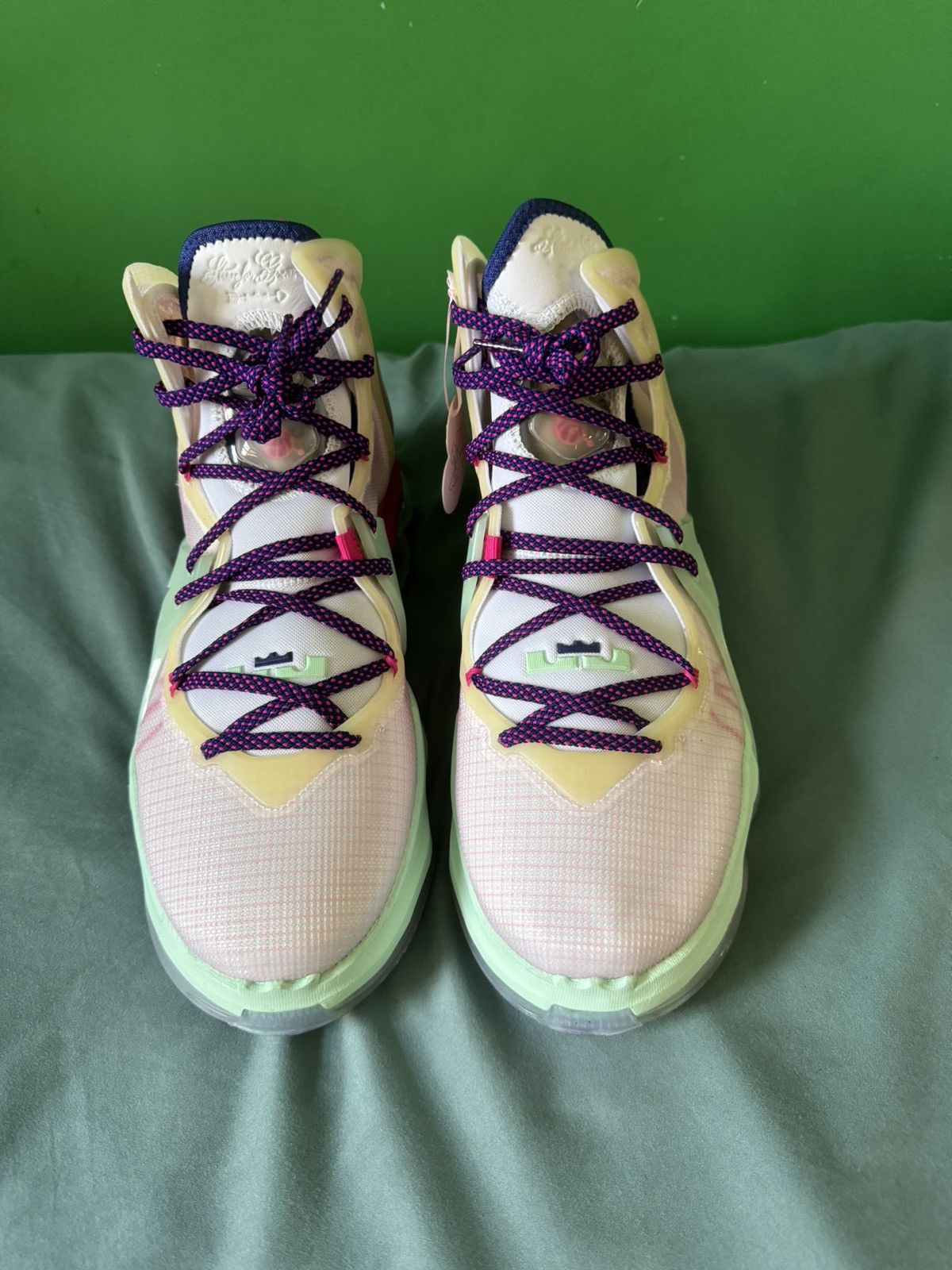 Nike Nike Lebron 19 Valentine’s Day 2022 Size US 10 / EU 43 - 8 Thumbnail