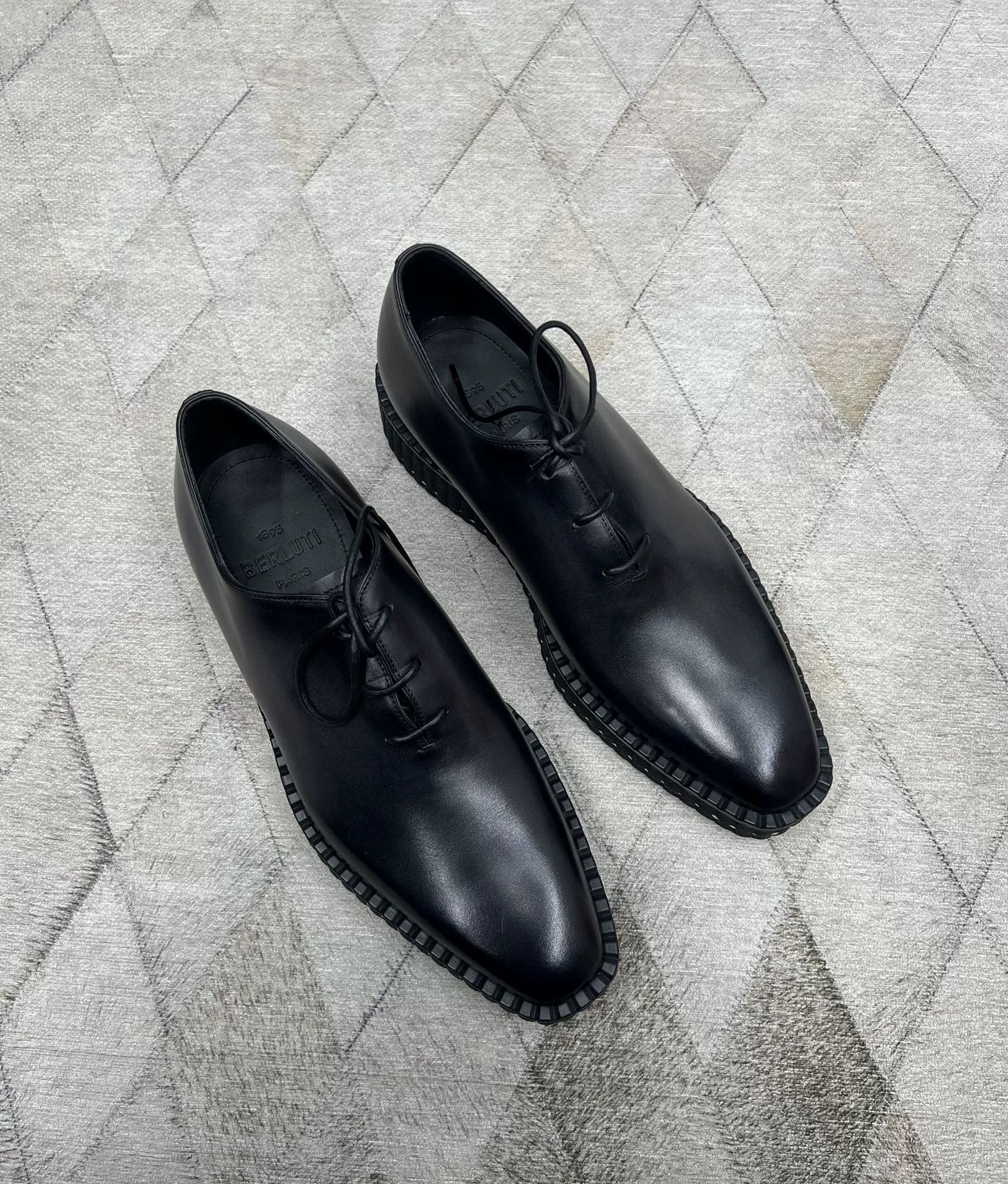 Berluti Berluti Handcrafted Lace-up Leather Shoes Size US 6 / EU 39 - 1 Thumbnail