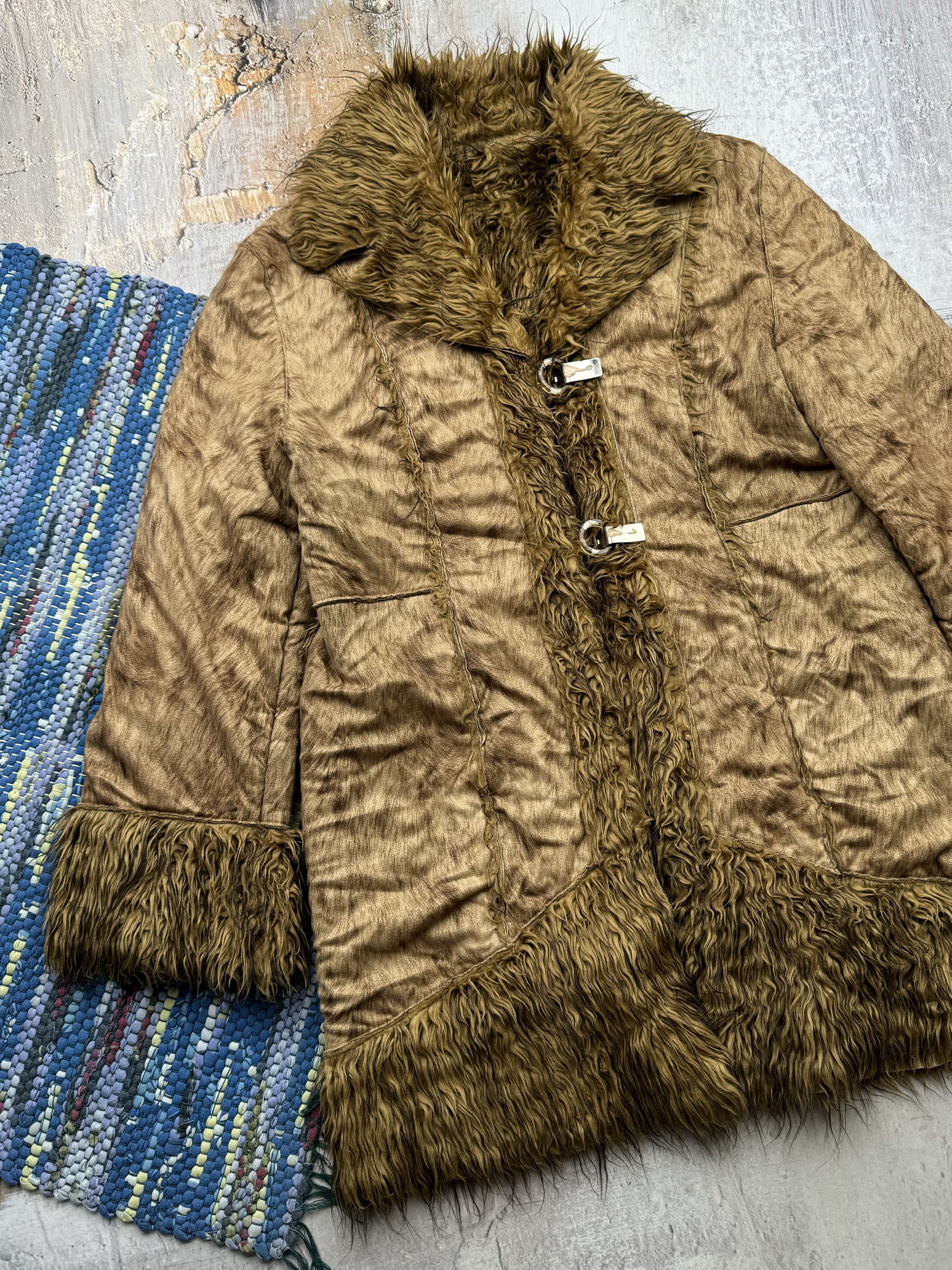 Vintage Vintage Faded Faux Fur Coat A186(495)D15 Size M / US 6-8 / IT 42-44 - 2 Thumbnail