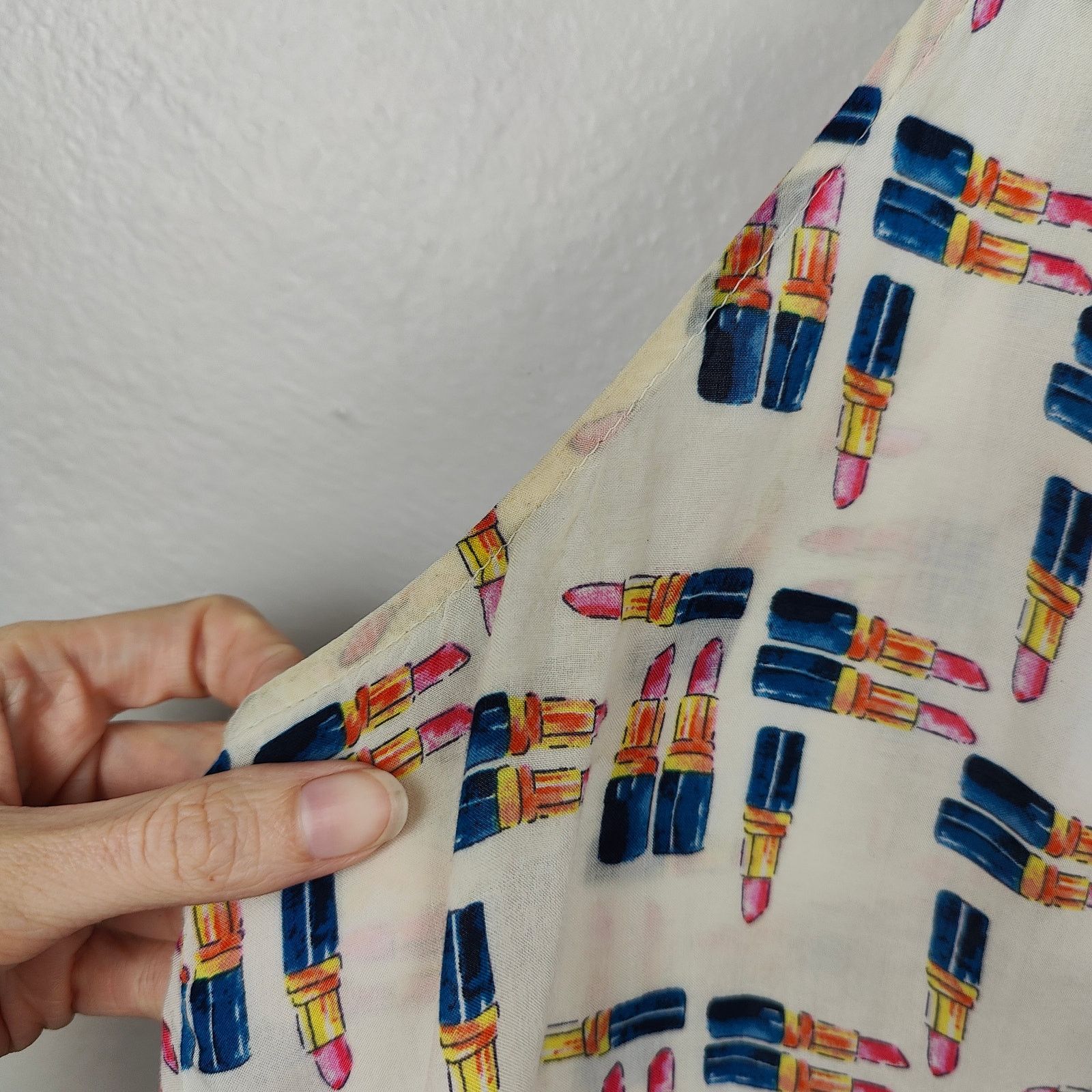 Anthropologie Anthropologie Maeve Lipstick Print Tank Top Womens 8 Swing Size M / US 6-8 / IT 42-44 - 2 Thumbnail