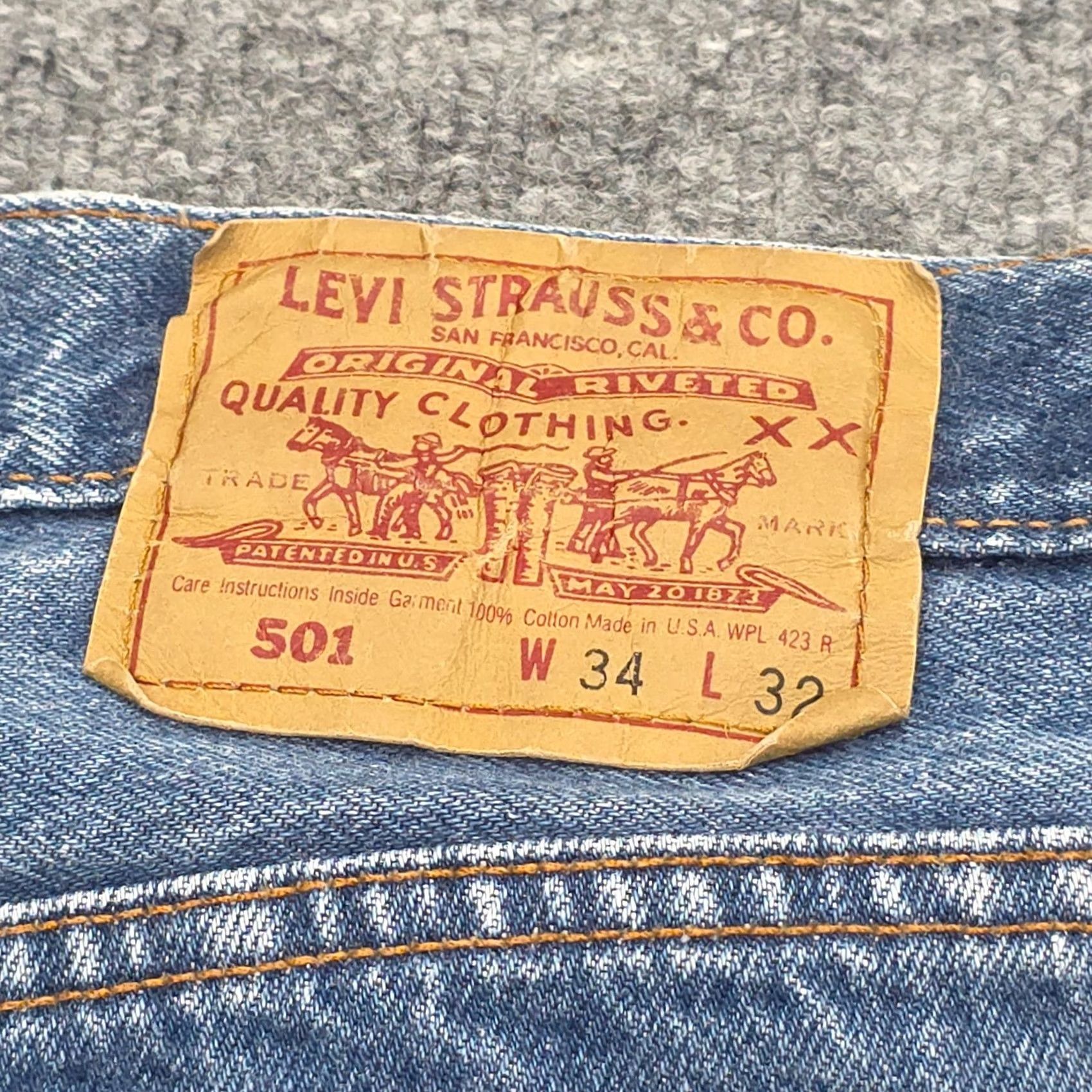 Levi's Vintage Levi'S 501 Jeans Mens 32x31 Blue Medium Wash Faded Size US 32 / EU 48 - 7 Thumbnail