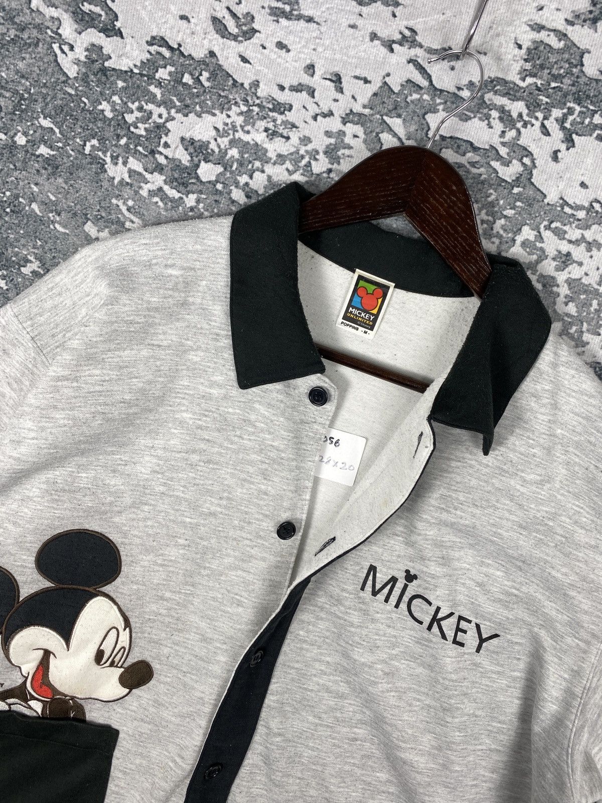 Mickey Mouse Vintage Mickey Mouse Button Sweatshirts Size US M / EU 48-50 / 2 - 5 Thumbnail