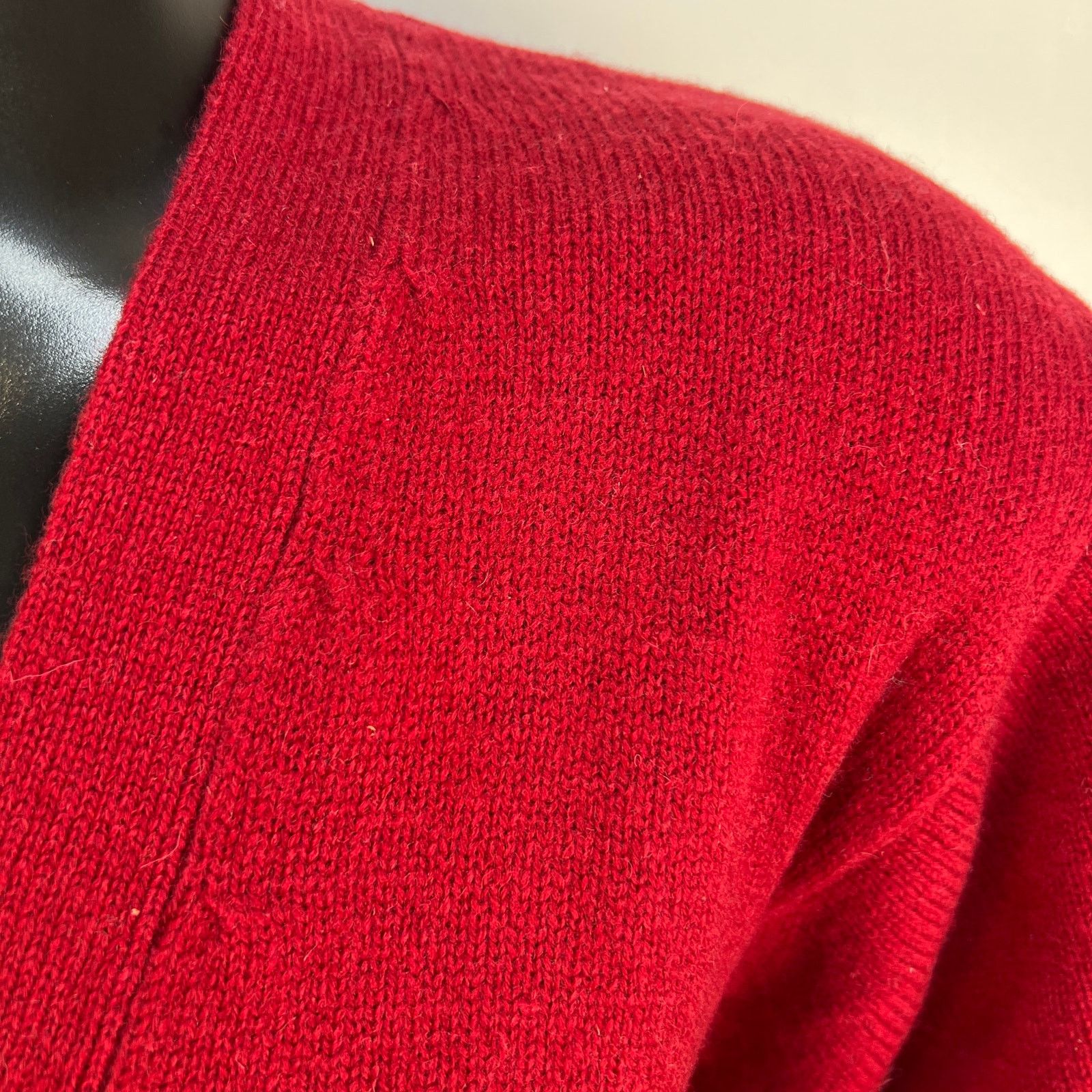 Vintage Vintage Red Australian Wool Cardigan Size US M / EU 48-50 / 2 - 3 Thumbnail