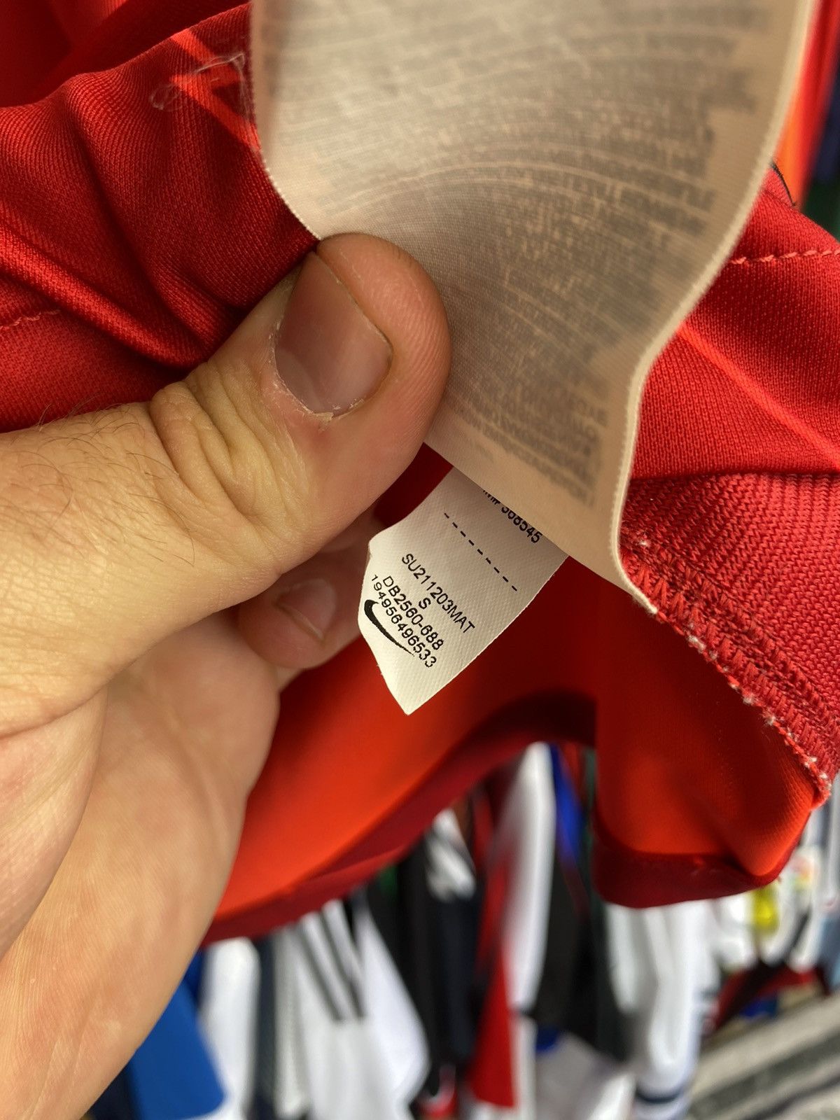 Nike 2020/21 NIKE LIVERPOOL HOME SOCCER FOOTBALL JERSEY SHIRT Size US S / EU 44-46 / 1 - 9 Thumbnail