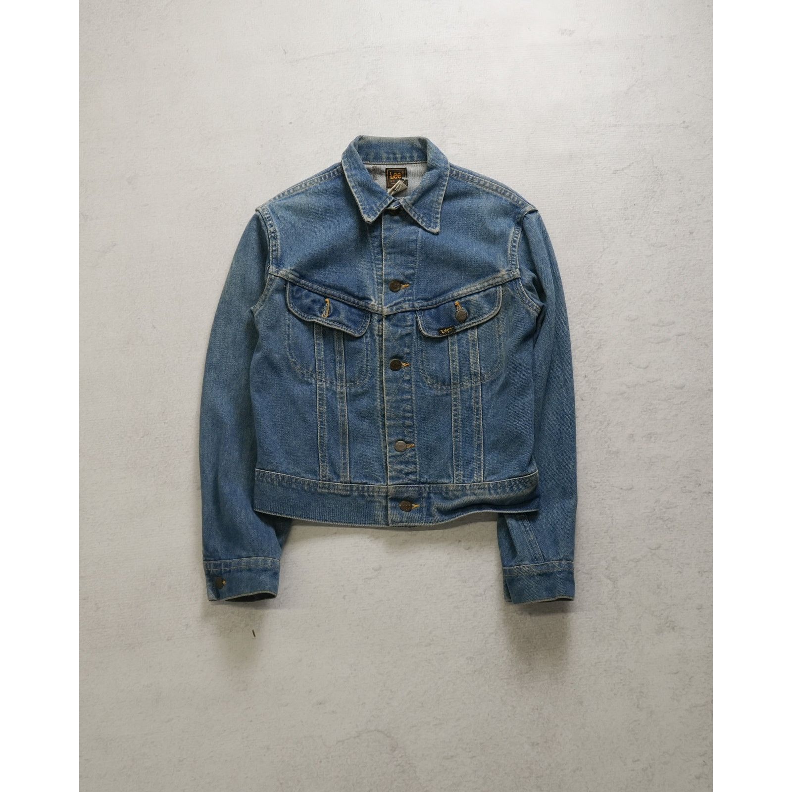 Lee Vintage 90s Lee Blue Regular Denim Jacket - Women's Small Size S / US 4 / IT 40 - 1 Thumbnail