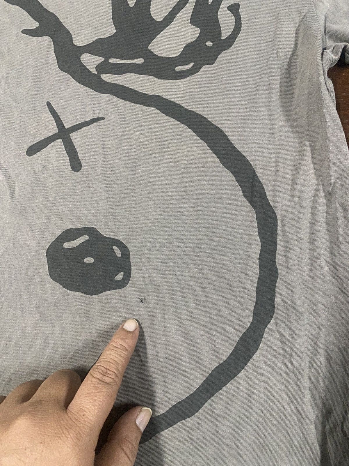 Kaws Rare Uniqlo x Kaws Snoopy Shirt over print Size US M / EU 48-50 / 2 - 5 Thumbnail