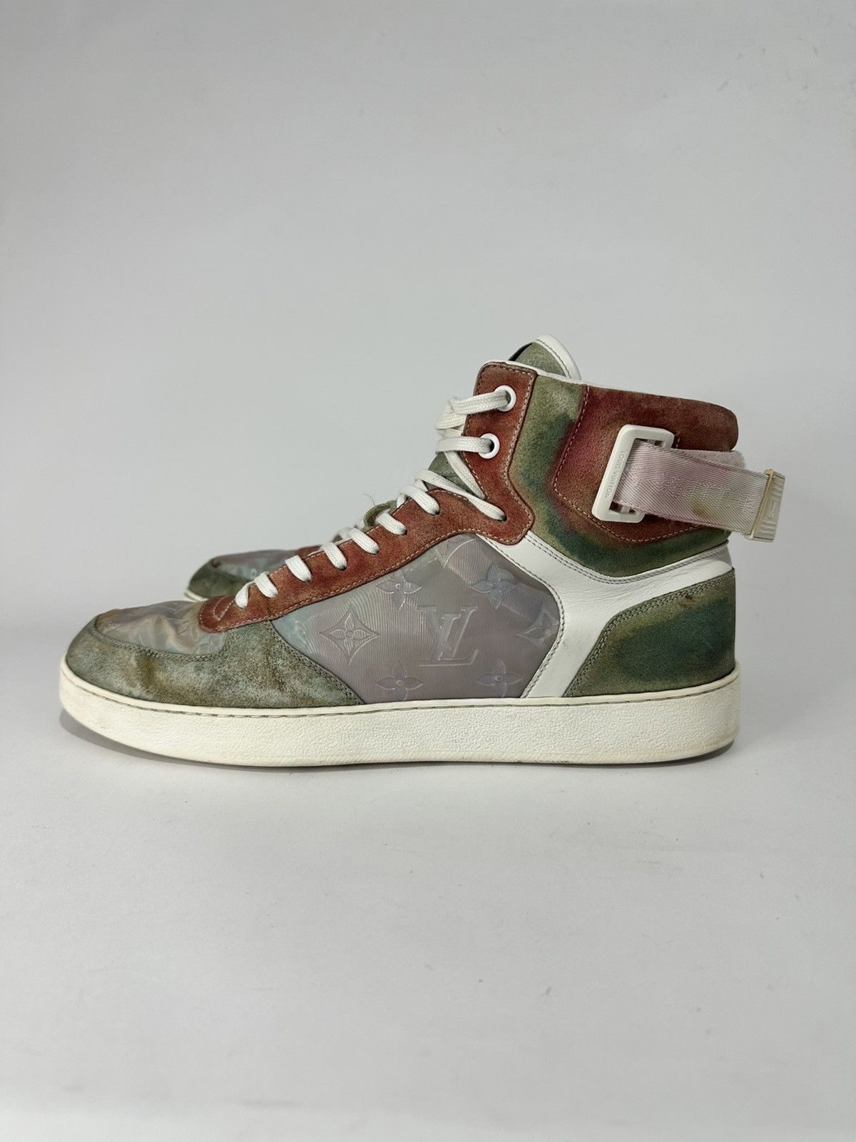 Louis Vuitton Louis Vuitton Monogram Canvas and Leather Rivoli Sneakers Size US 9.5 / EU 42-43 - 1 Thumbnail