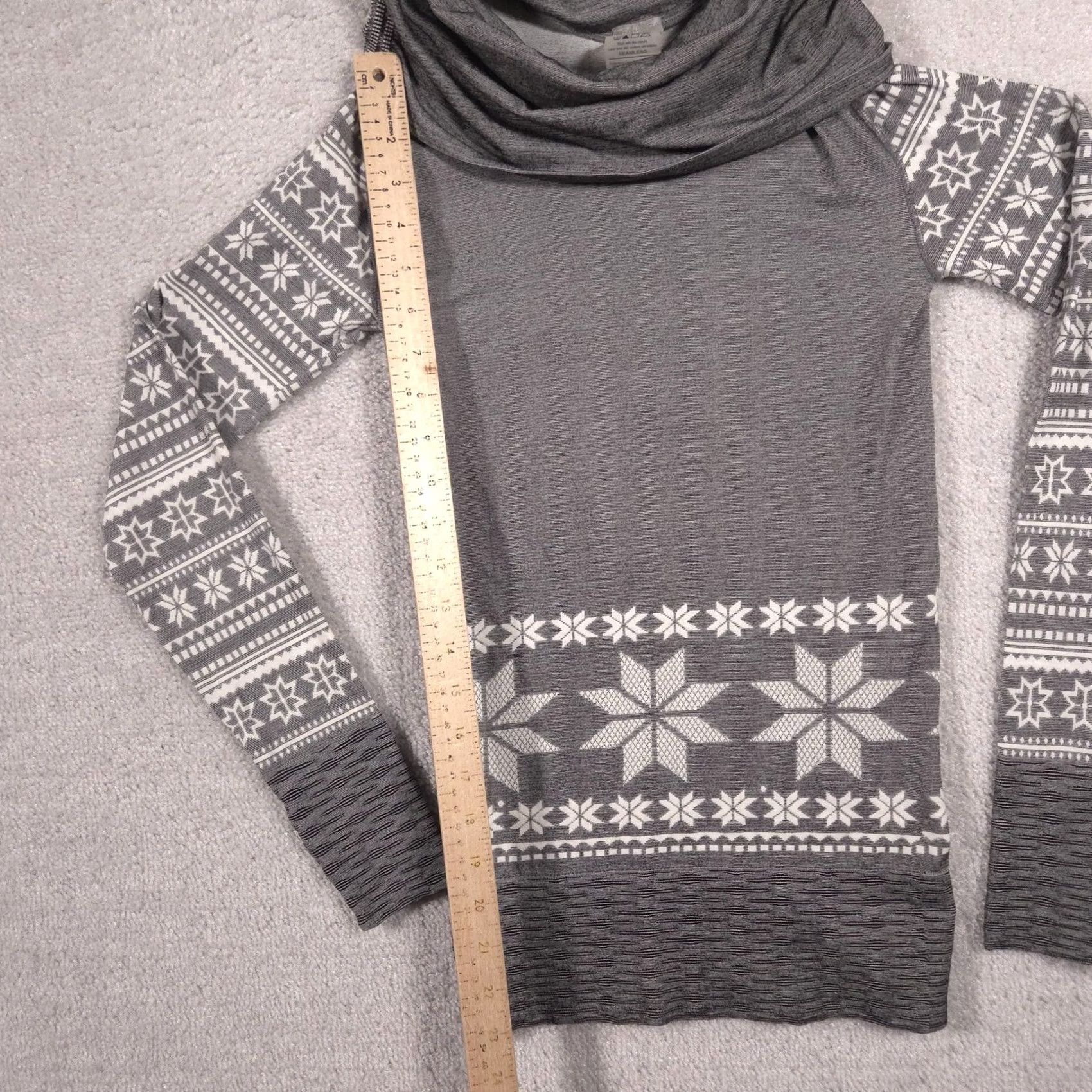 Vintage VINTAGE? Climawear Shirt Womens S Gray Fair Isle Cowl Neck Seamless Thermal Top Size S / US 4 / IT 40 - 5 Thumbnail