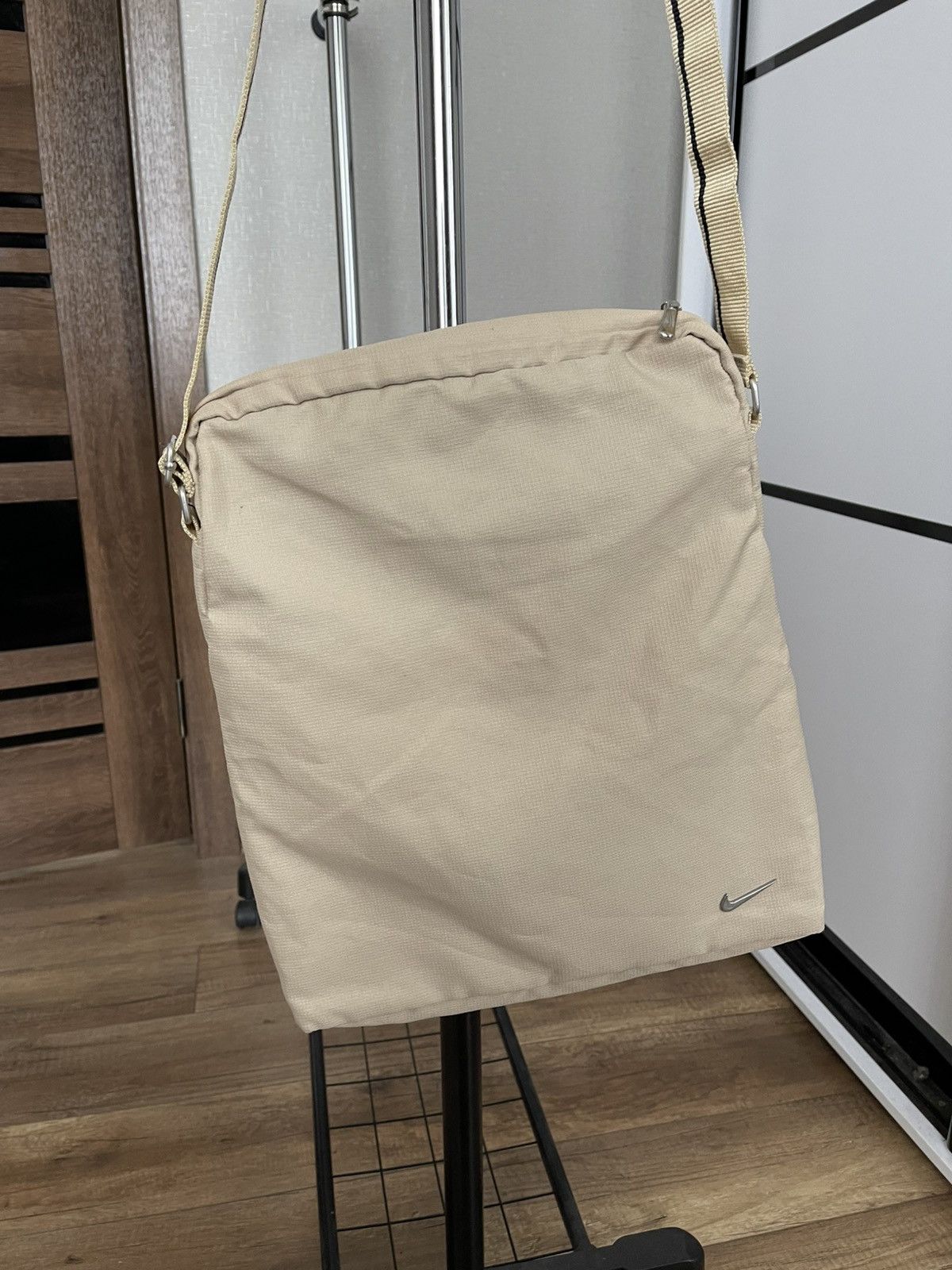 Nike Nike Crossbody Bag Vintage Metal Logo 90s Size ONE SIZE - 3 Thumbnail