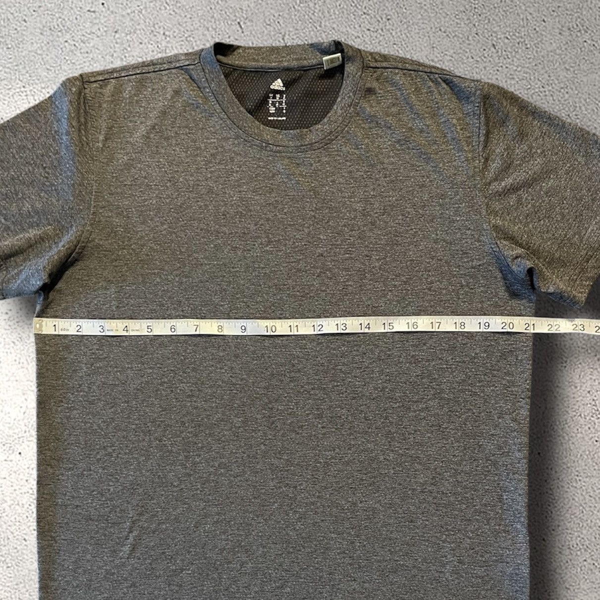 Adidas Adidas Under Armour athletic tee lot size medium Size US M / EU 48-50 / 2 - 4 Thumbnail