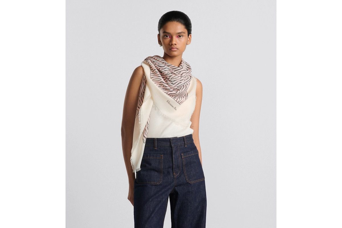 Dior o1bcso1str0226 Size:OS/Allover Shawl in White/Pale Pink Size ONE SIZE - 5 Thumbnail